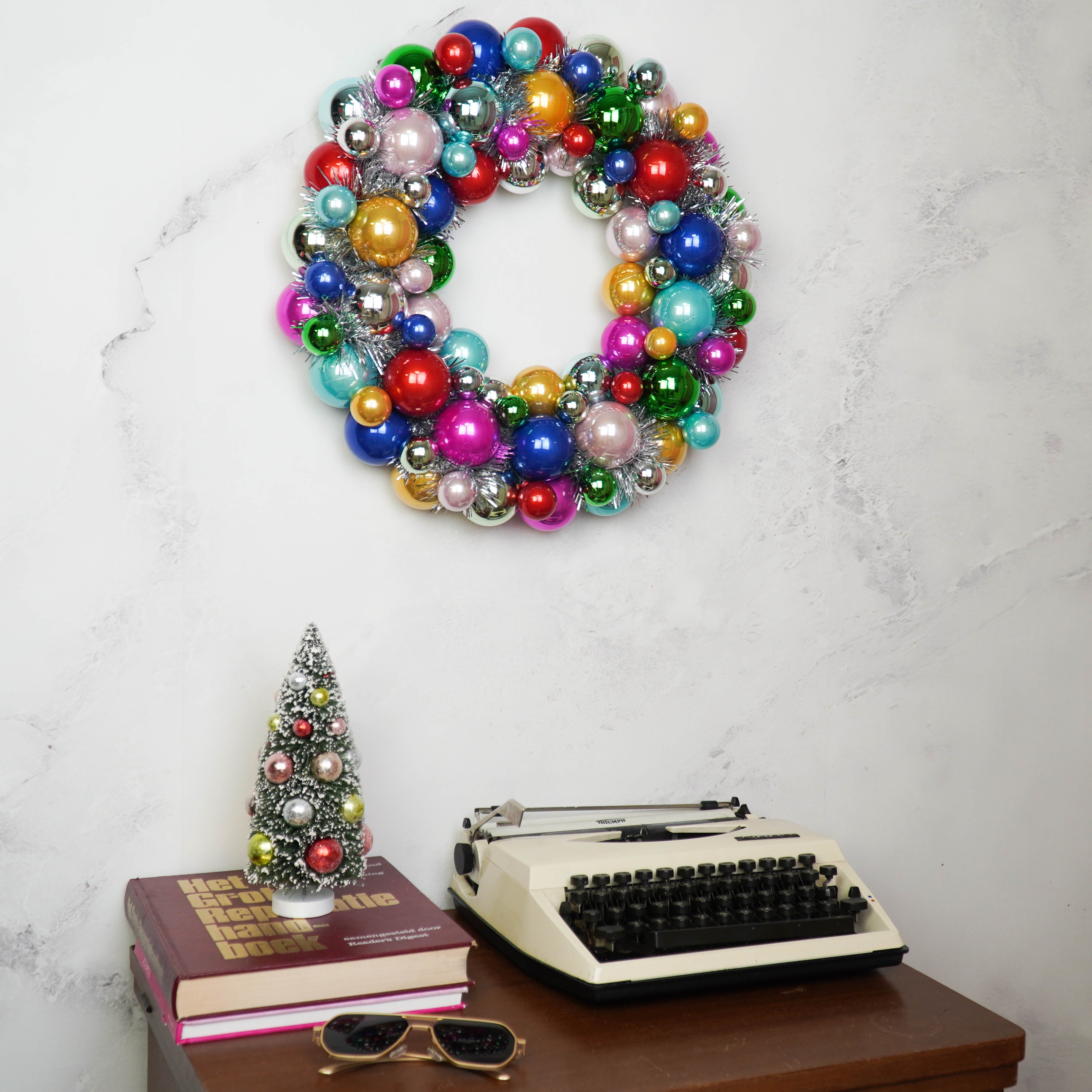 Christmas Decoration - Christmas Wreath - Christmas Baubles - Polysterene - Multicolour - 34x10 cm
