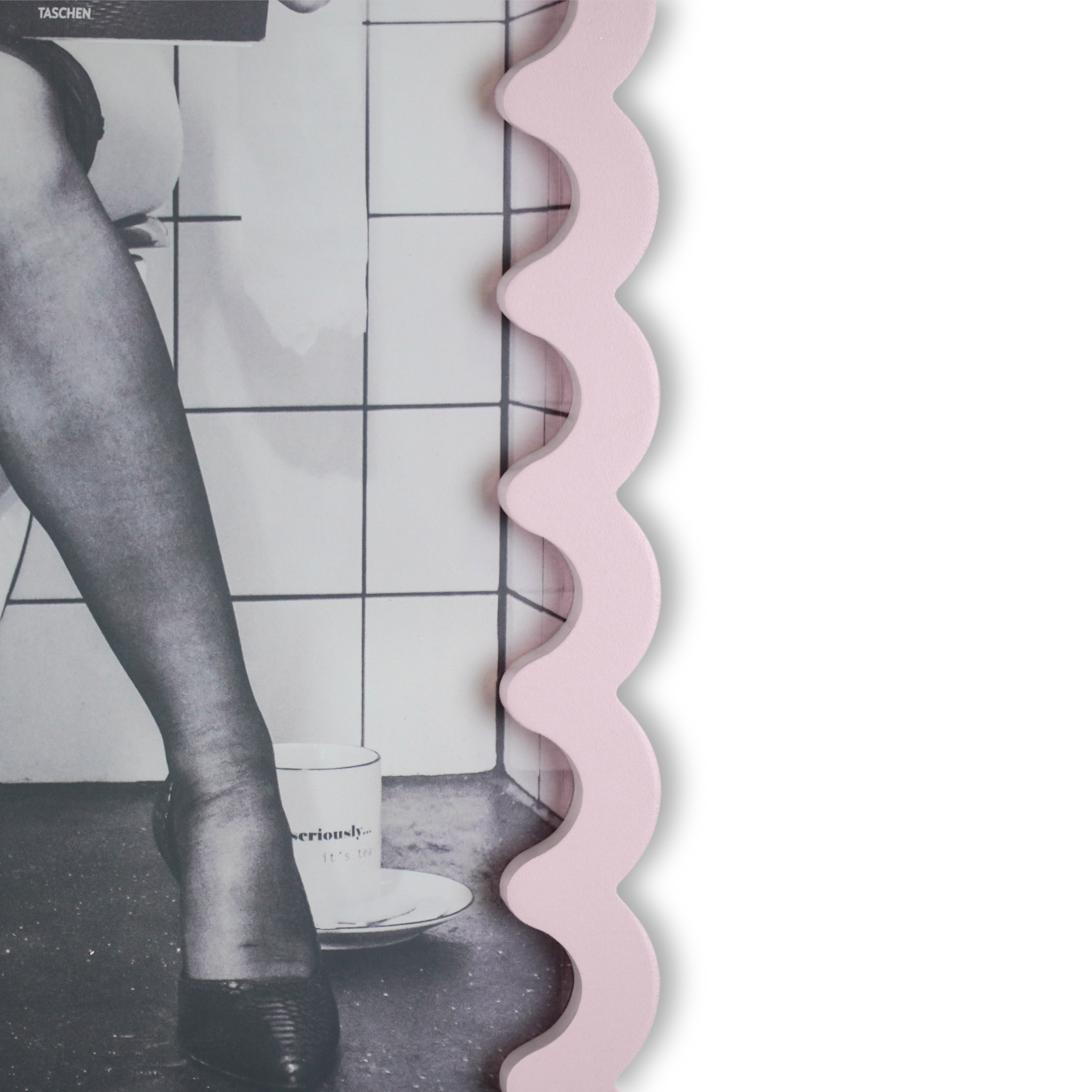 Picture frame - Wavey - Light Pink - MDF - 33x43x1.5cm