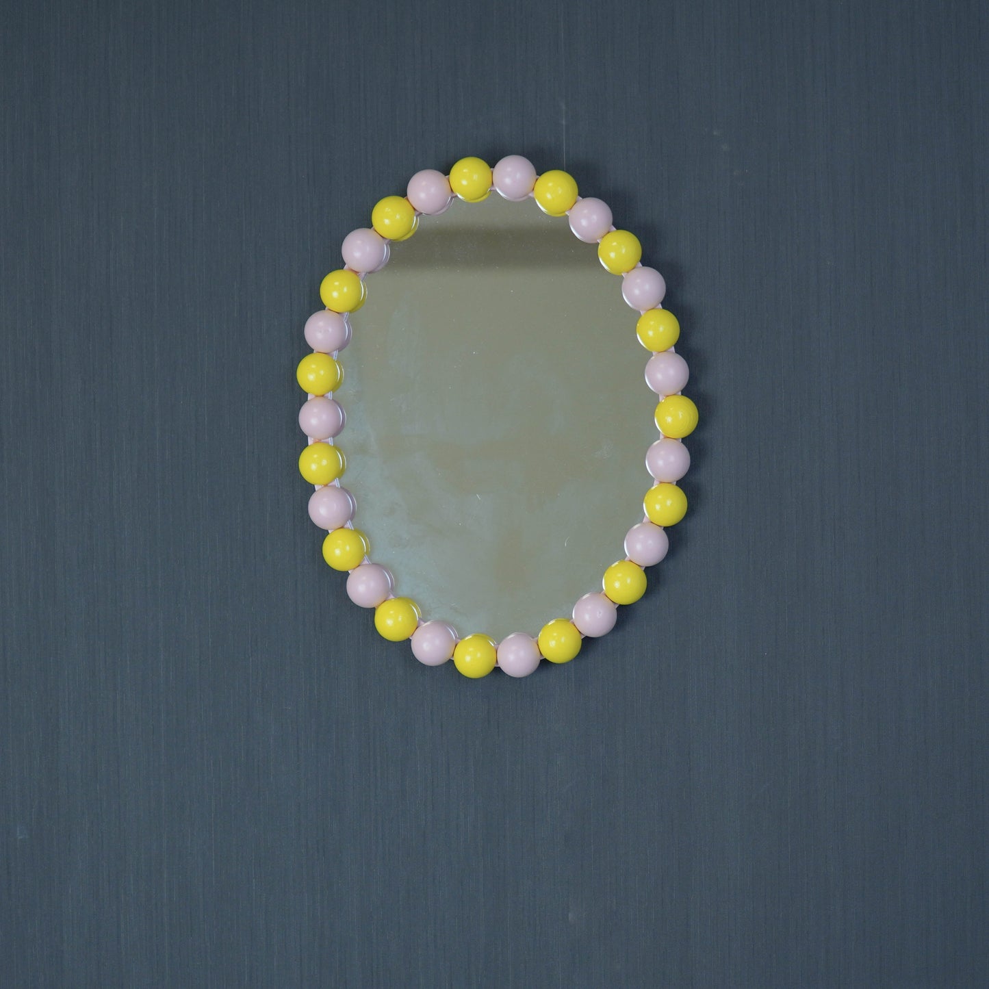 Mirror - Oval - Bubbles -Light Pink/Yellow- 29x22.5cm