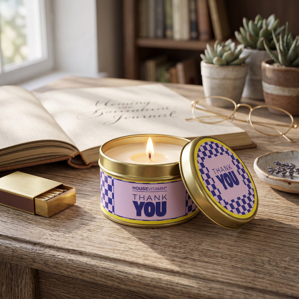 Scented Candle Display – 24 Feel Good Tin Candles – 23 x 30.5 x 21 cm