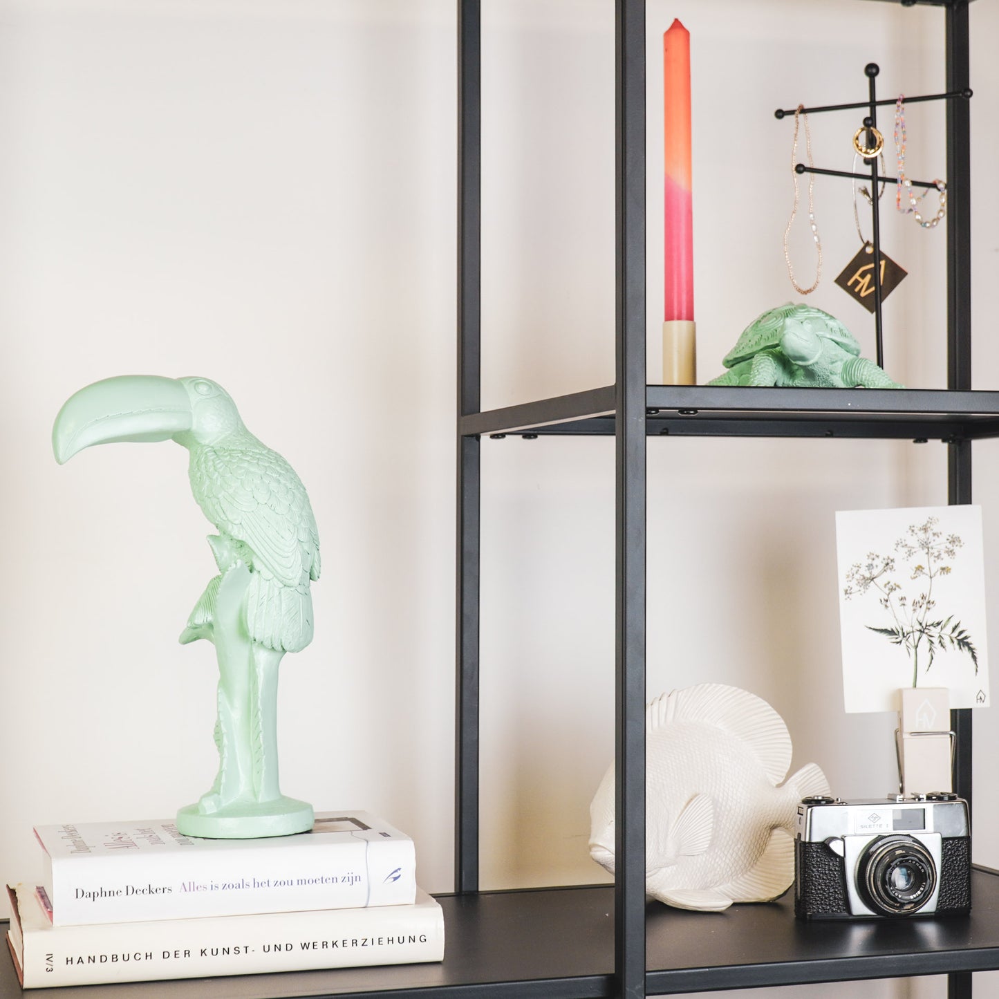 Ornament - Toucan - Polyresin - Mintgreen - 18x9,5x29,5cm
