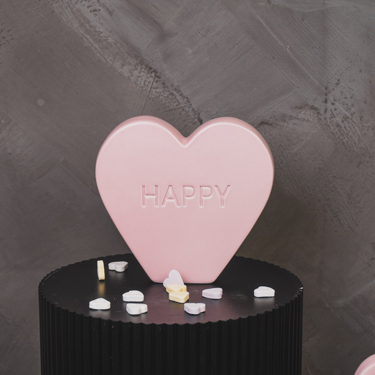 Ornament- Candy Heart 'HAPPY'- Light Pink- 20x4x18,5cm