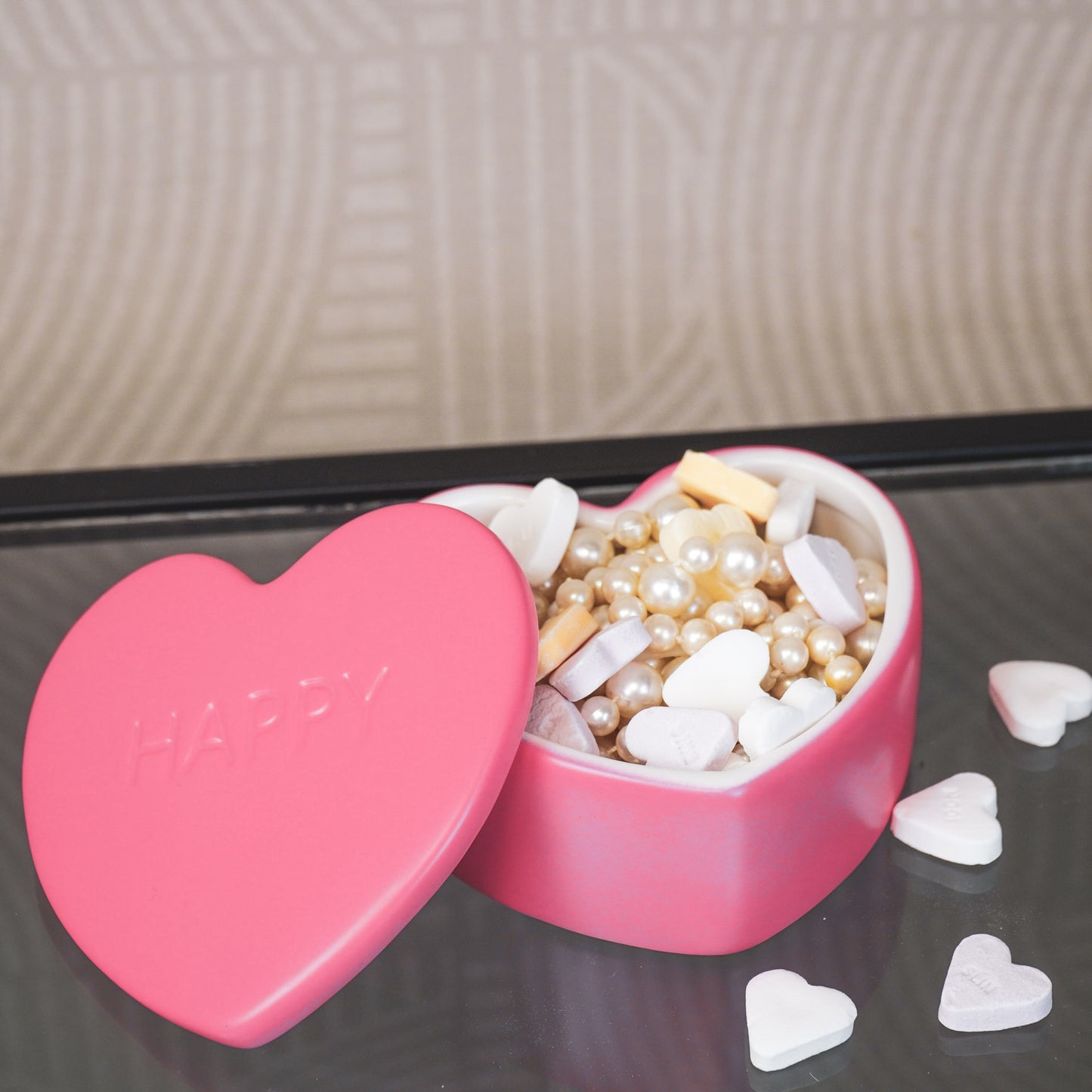 Deco Jar- Candy Heart 'HAPPY'- Neon Pink- 12x11,5x6cm