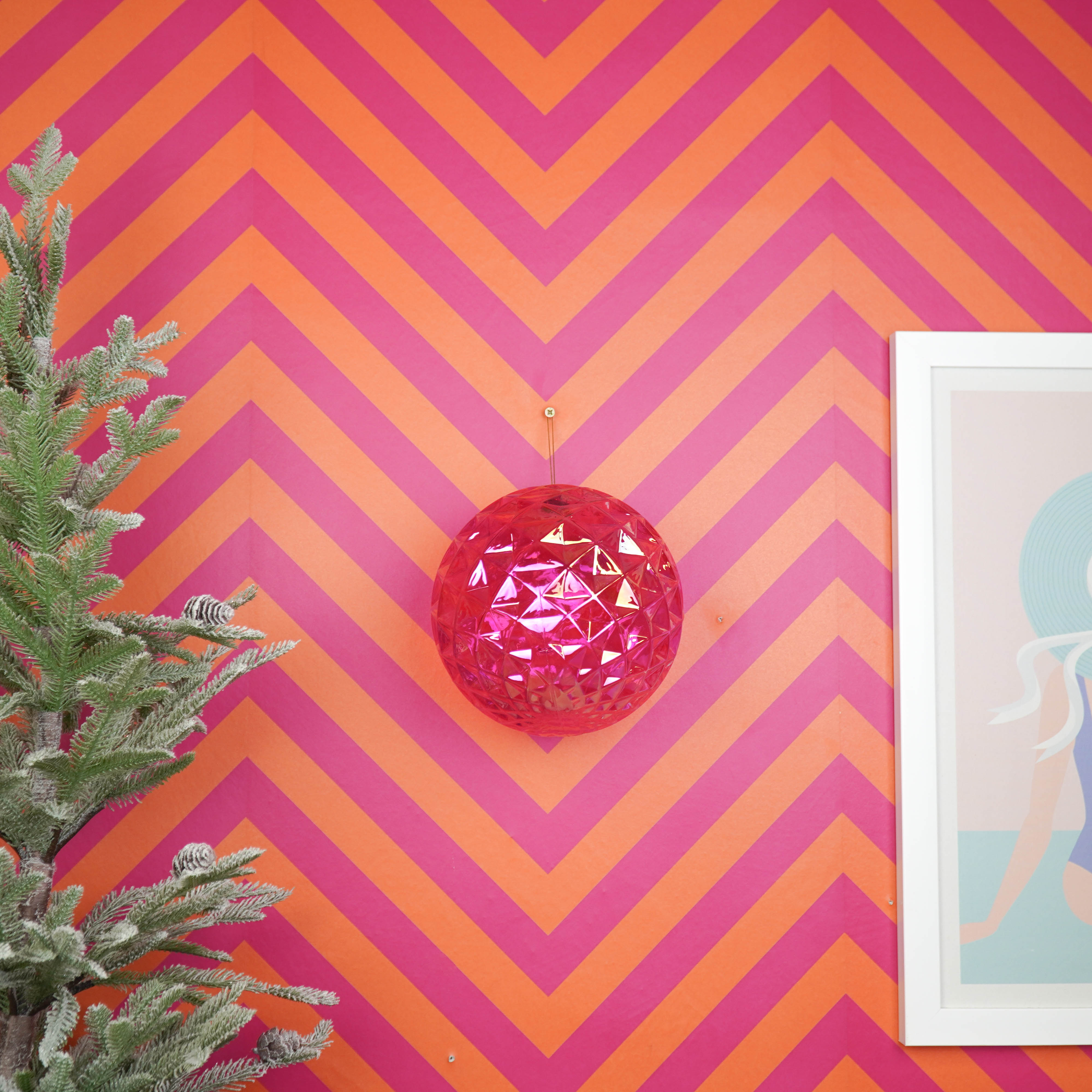 Christmas Hangers - Bauble - Acrylic - Pink Iridescent - 20x20cm