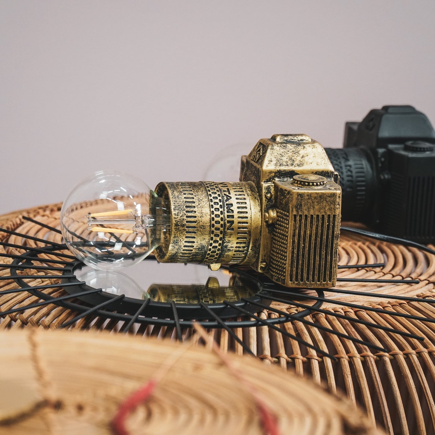 HV Camera Lamp - 15x12cm - Gold