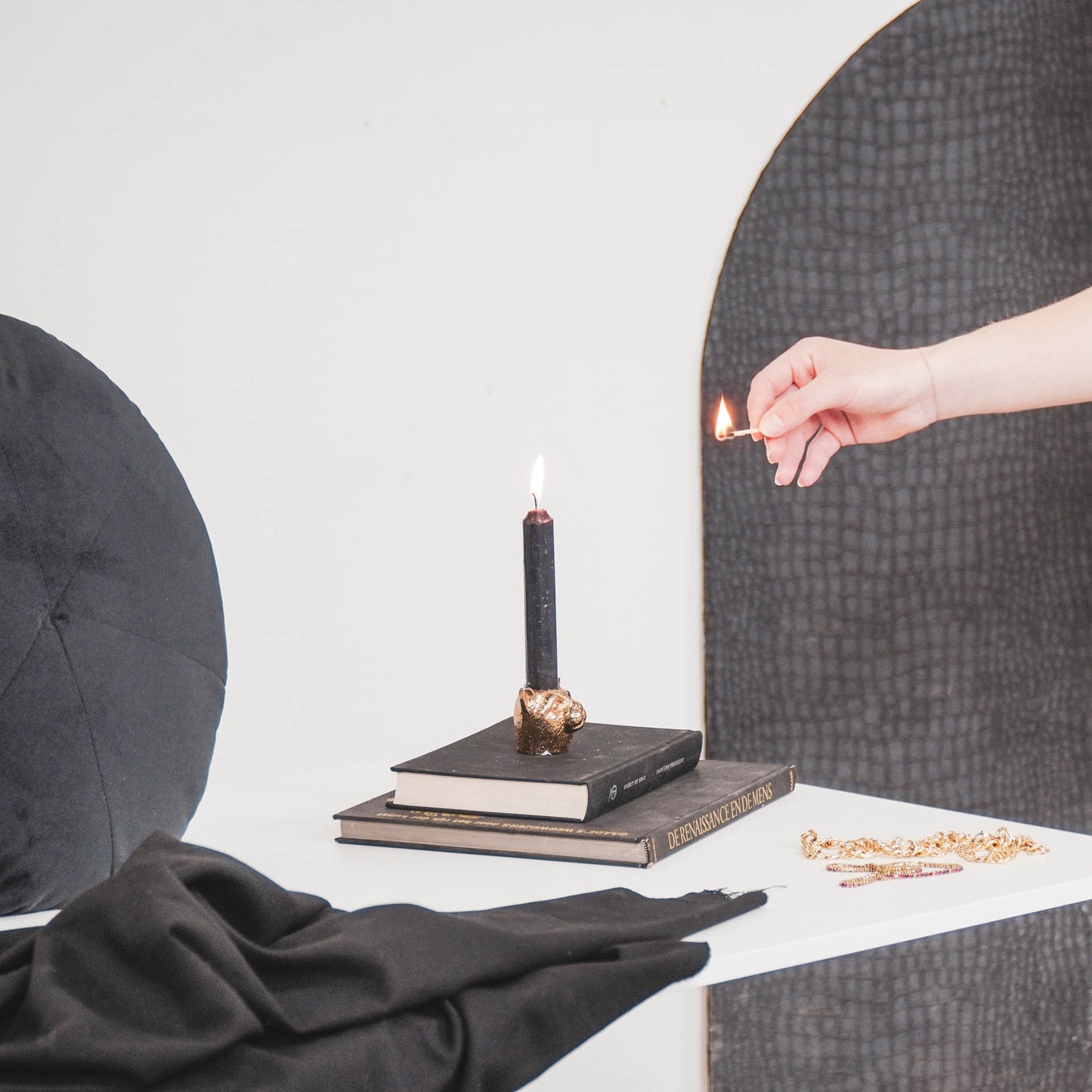 HV Cat Candleholder-Gold- 6x5x4,5cm