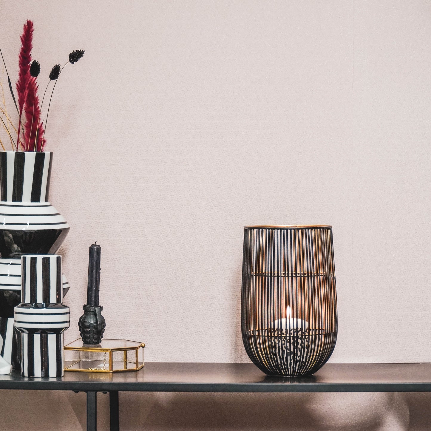 HV Candleholder Black/ Gold - 15x15x25cm