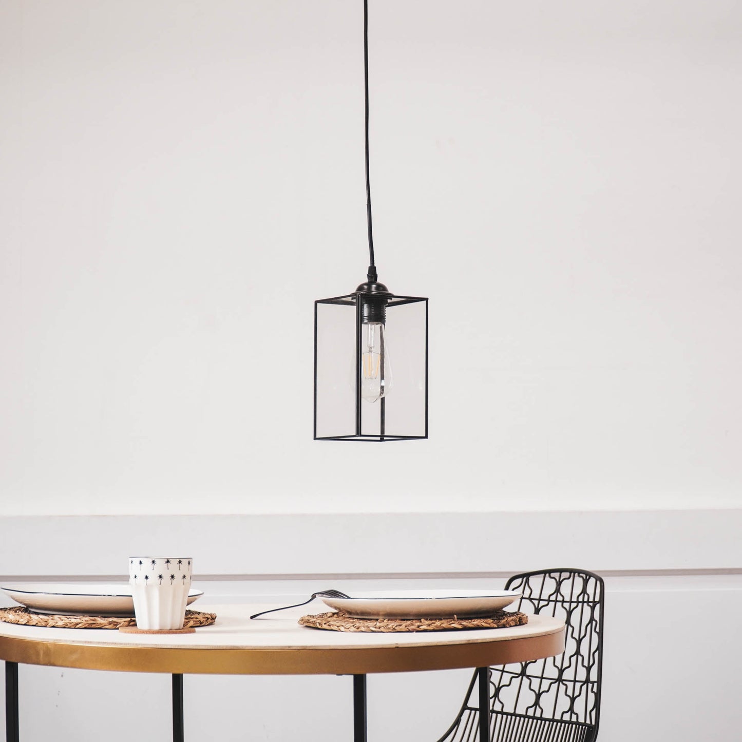Lamp - Hang Lamp - Metal/Glass - Black - 12x12x20cm