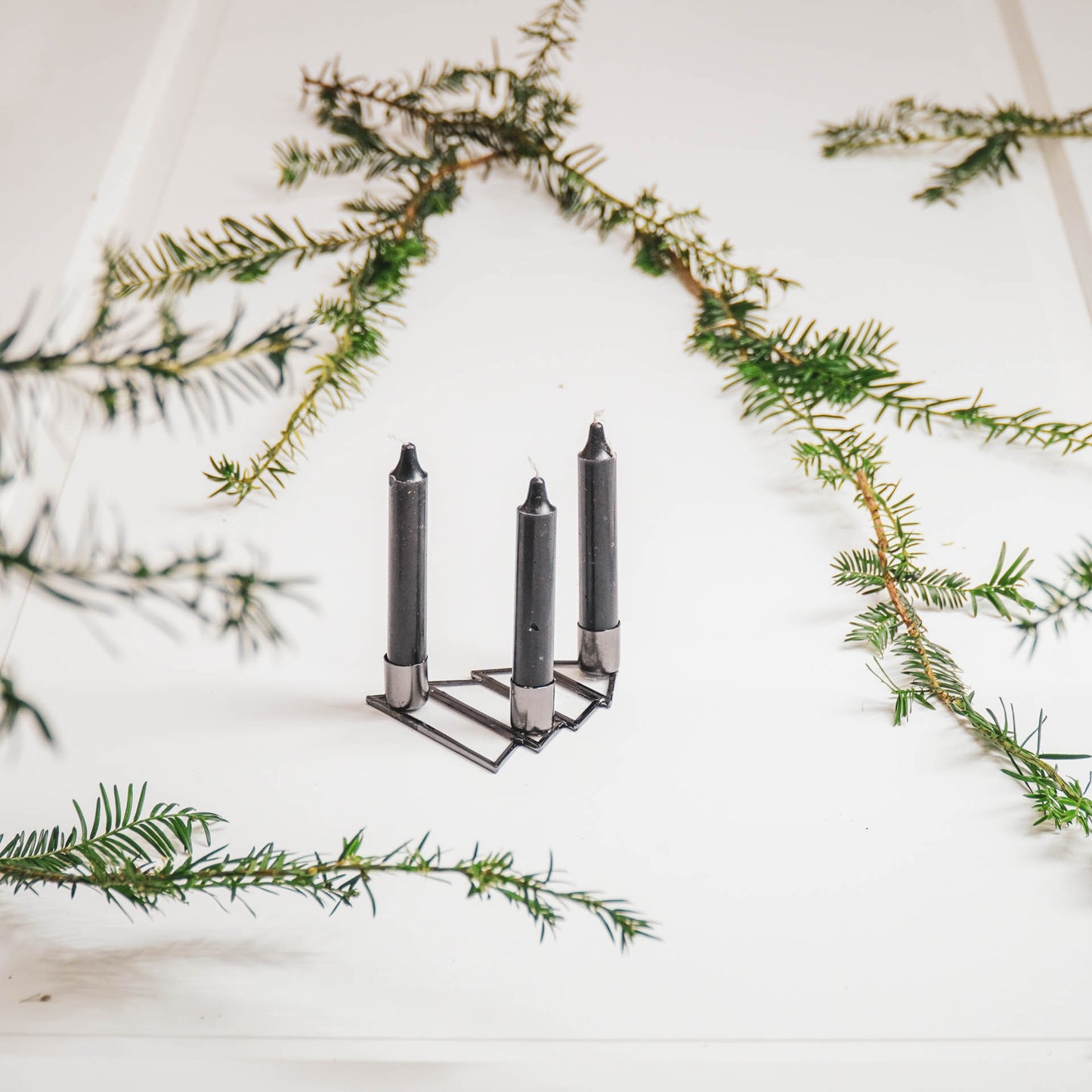 HV Xmas tree candleholder -Glass - 3cups - Black- 11x3x12 cm
