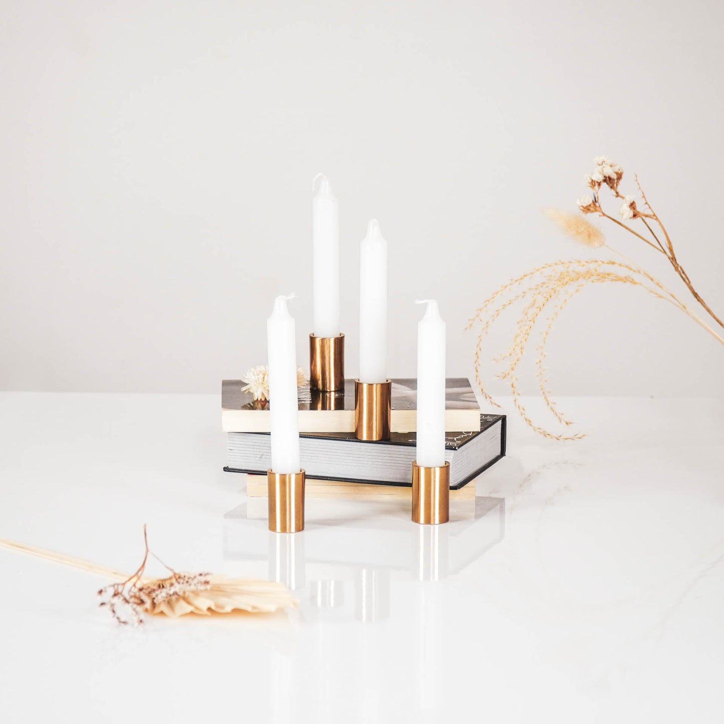 HV Set of 4 Magnetic Candleholders-Gold