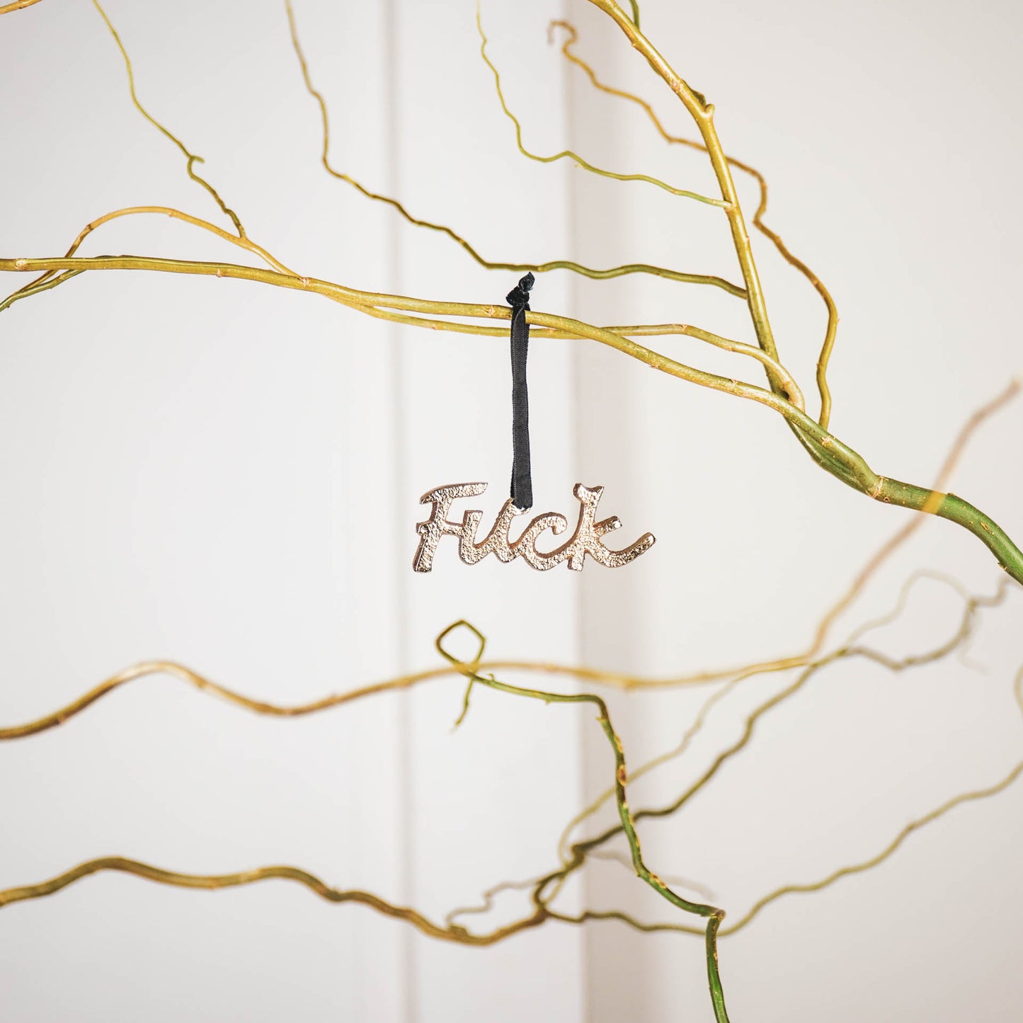 HV Kersthangers 'FUCK' - Goud - 11x5,5cm