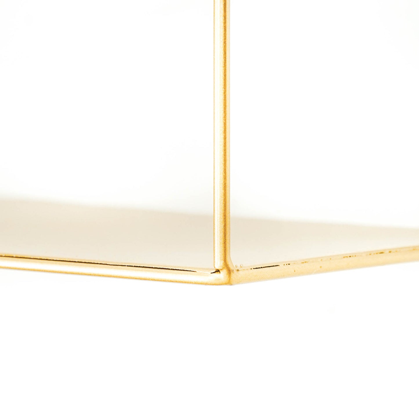 HV Wall shelf - Gold - 30x15x22cm