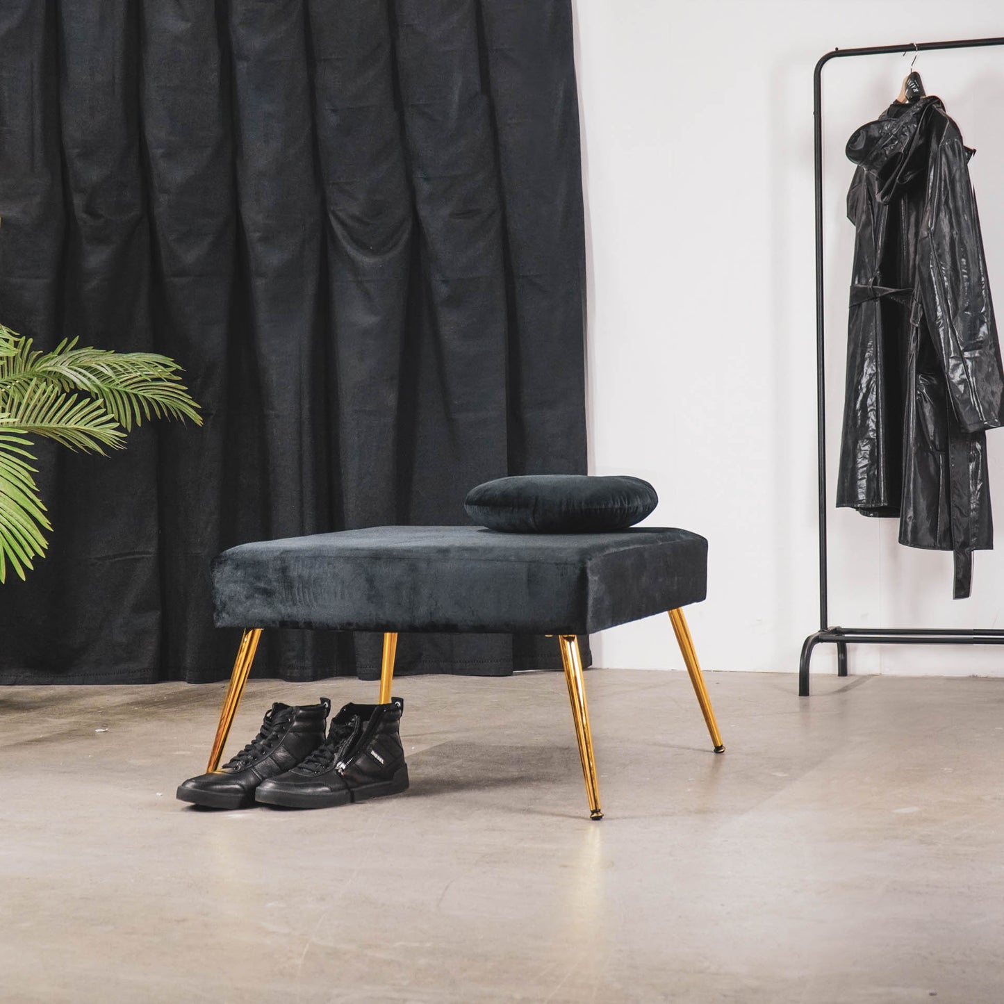 HV Hocker Pouf - Black - 70x70x44cm