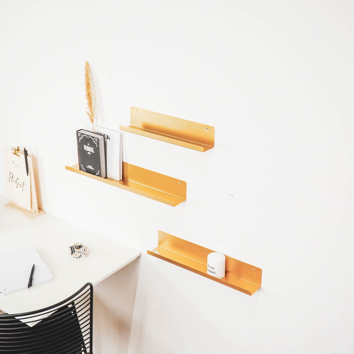 HV Set of 3 Metal Wall Shelfs - Gold