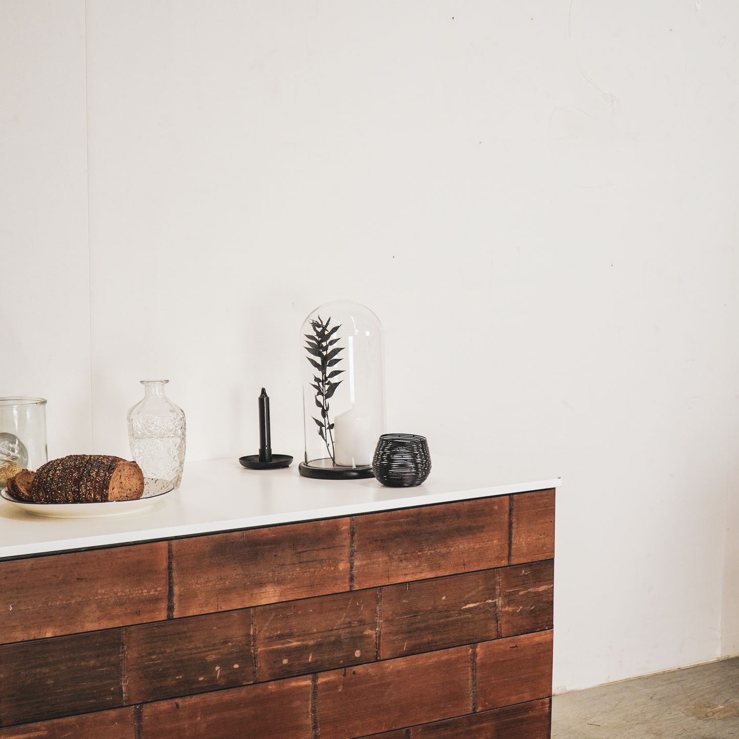 Bell Jar - Glass/Wood - Black - - 17x17x32cm