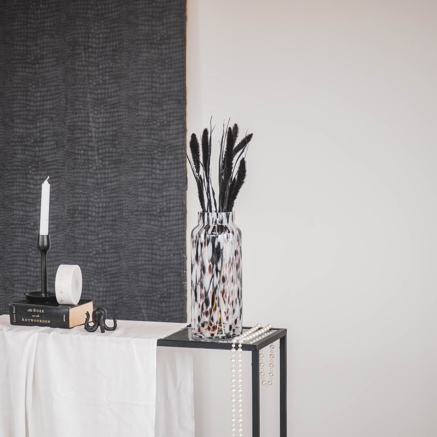 HV Handy Shaped Vase- Dots- 12,5x30 cm