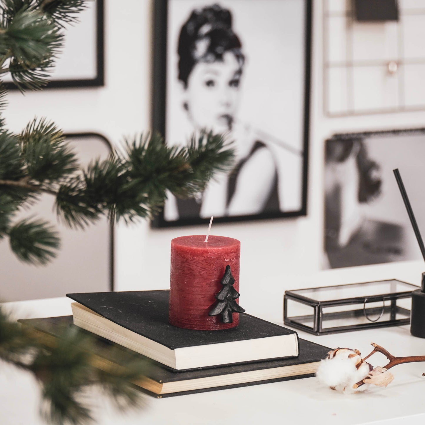 HV Candle Pins - Xmas Tree - Black - 5x4x3cm