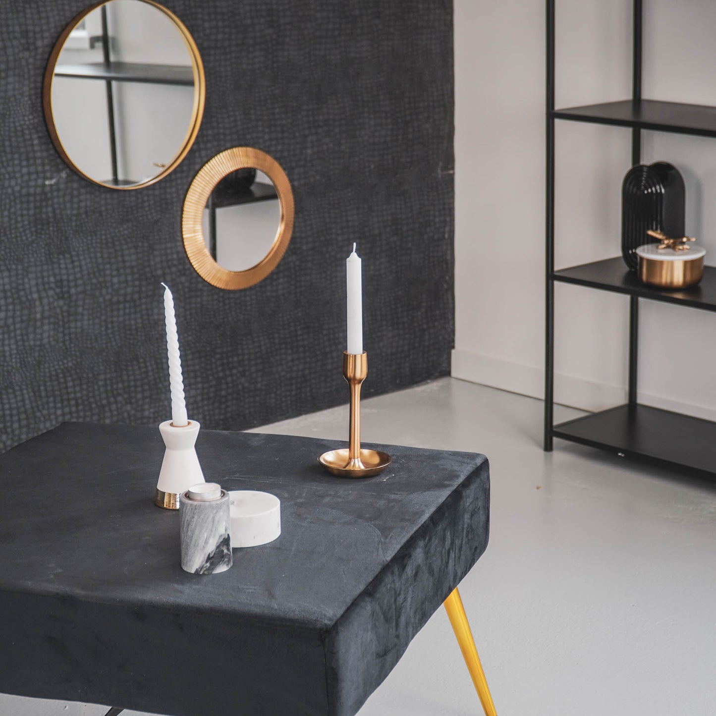 HV Basic Candleholder- Gold- 10,5x10,5x17cm