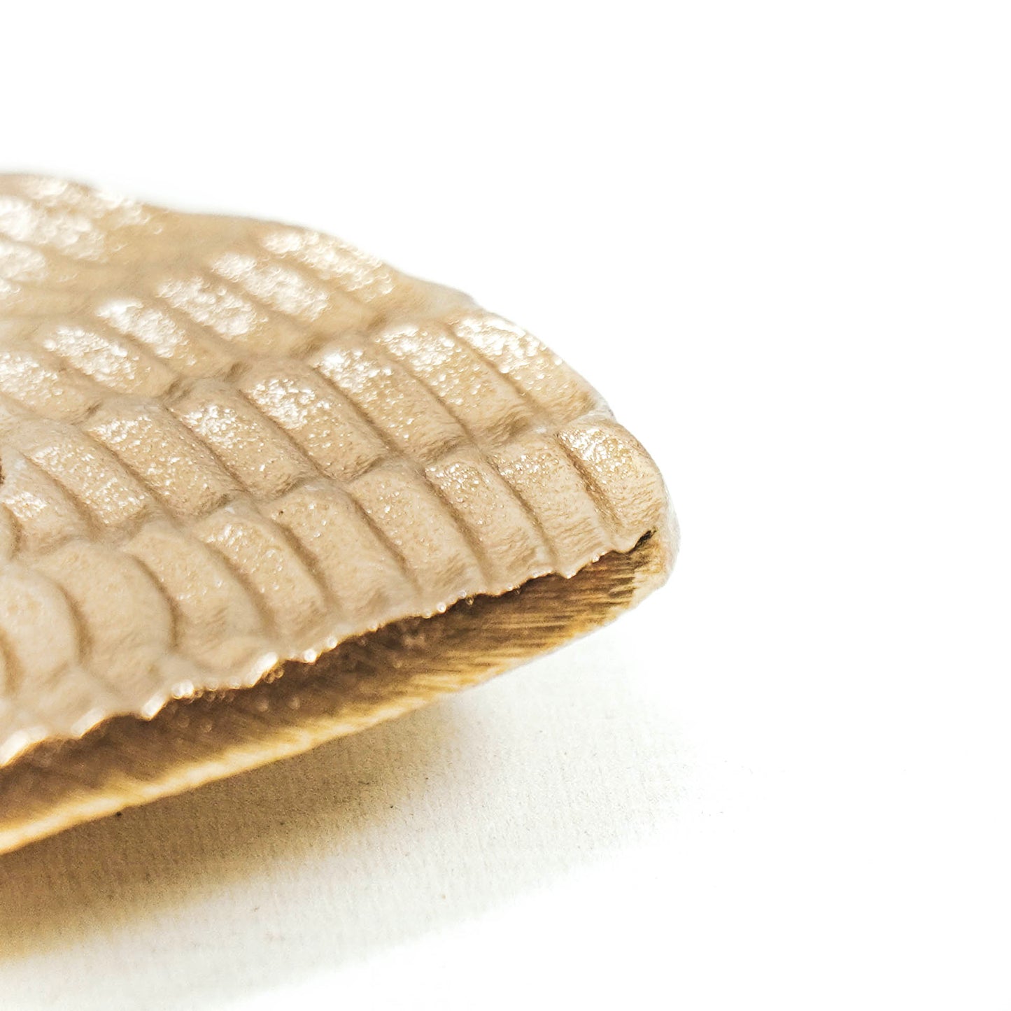 HV Golden Shell Candleholder - 12x11x2cm