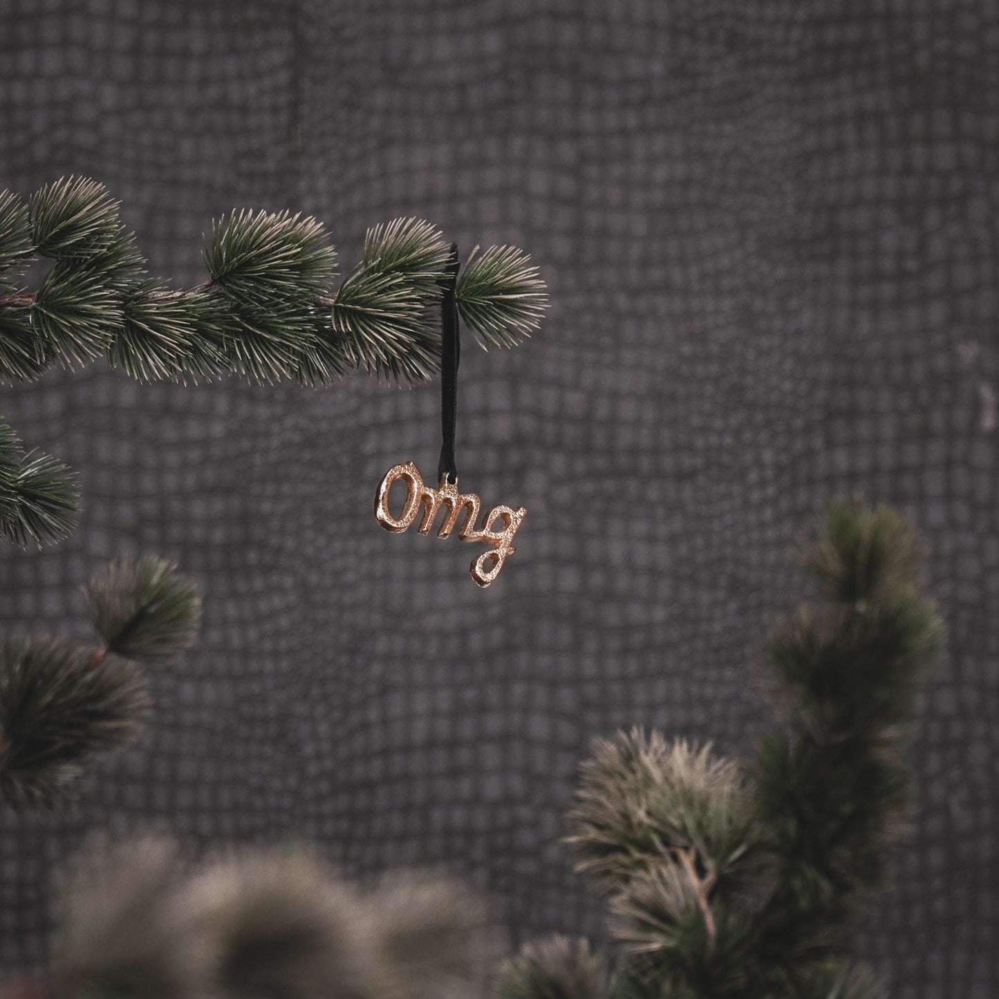 HV Kersthangers 'OMG' - Goud - 8x0,5x5cm