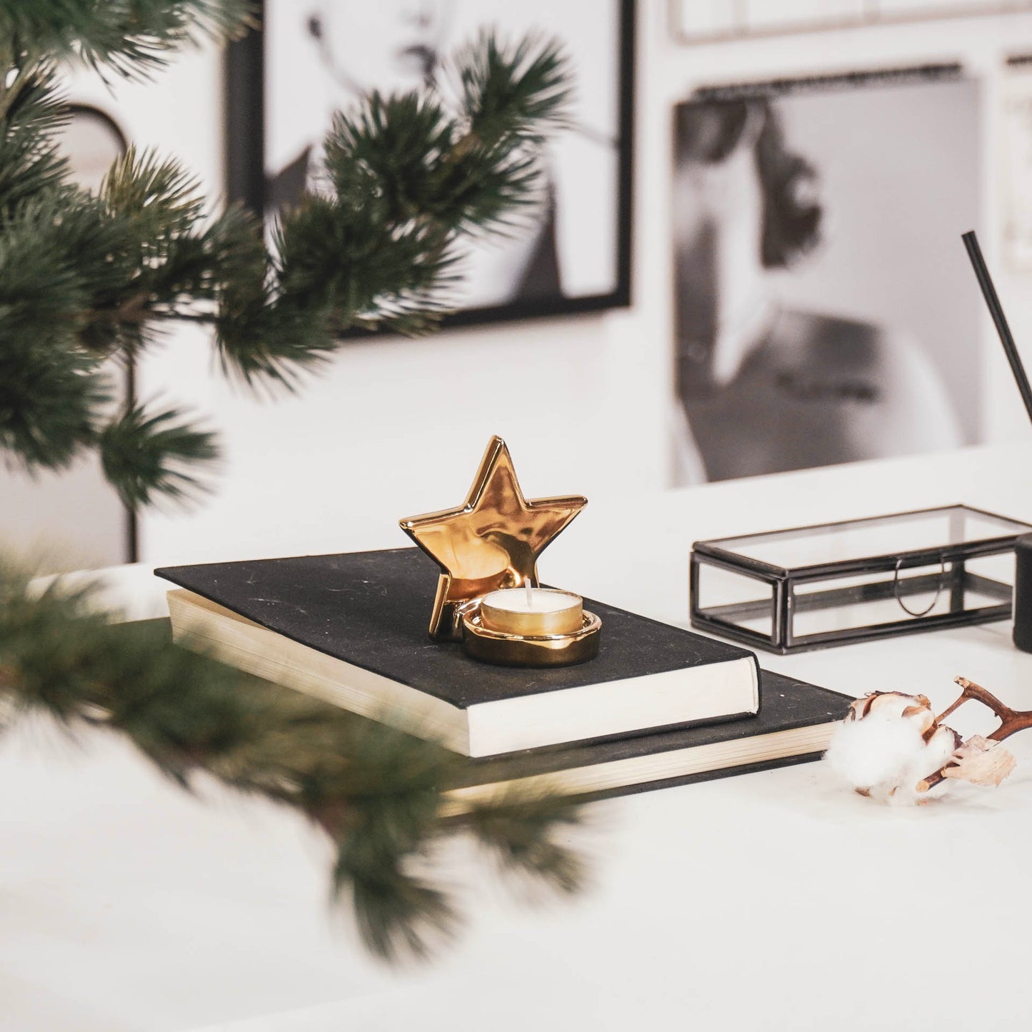 HV Star Tealight Holder - 6x6x8 cm - Golden