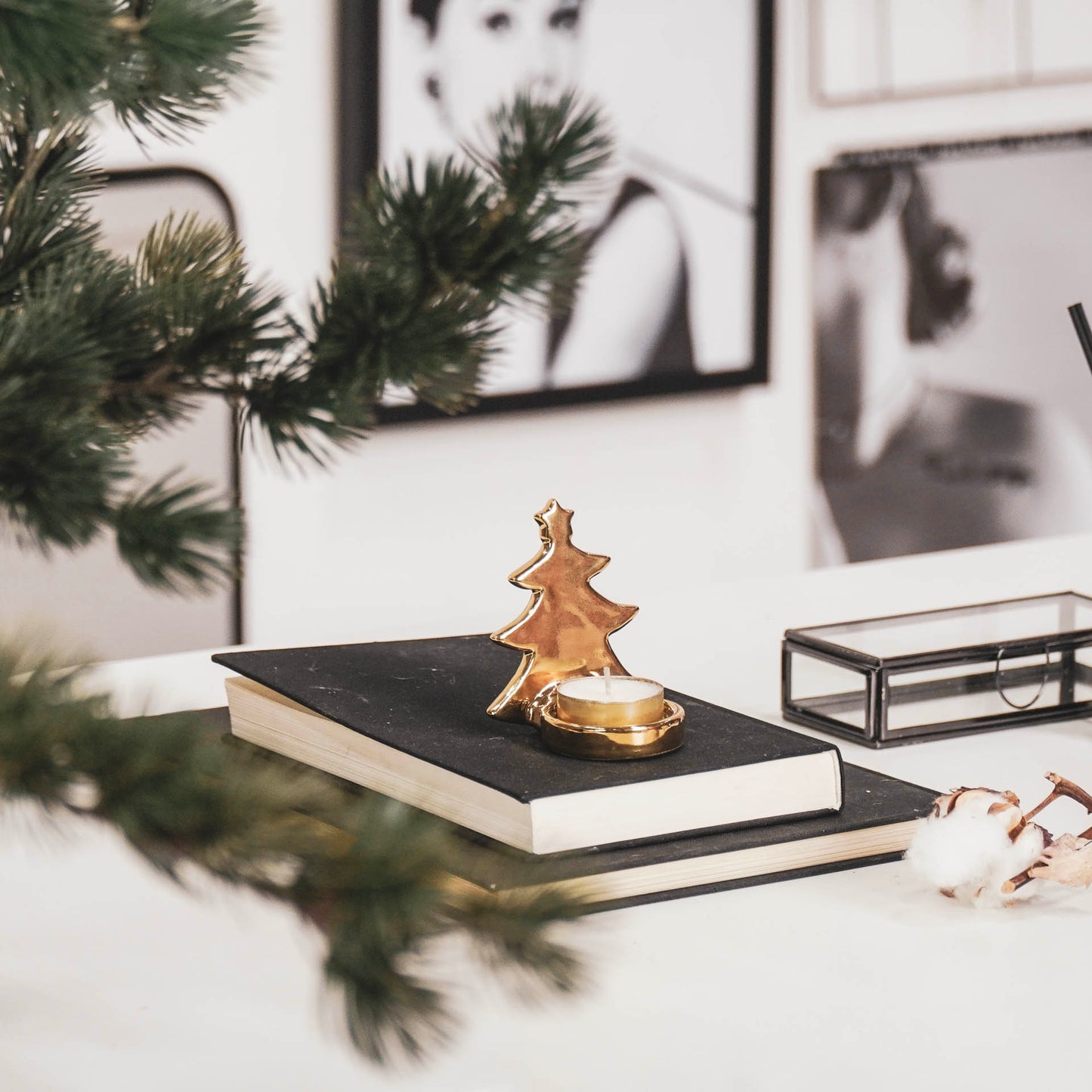 HV Xmas Tree Tealightholder - 7x6x8 cm - Golden