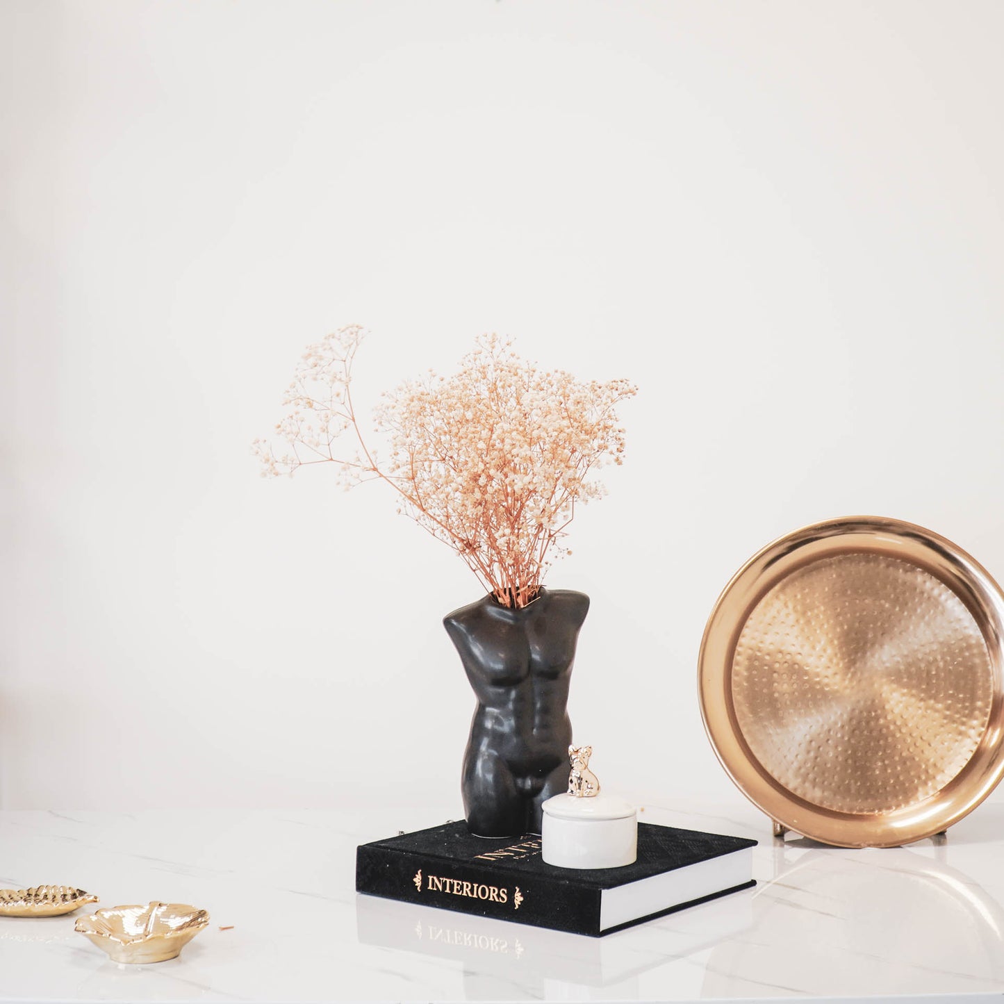 HV Male Body Vase- Black- 15x9x24