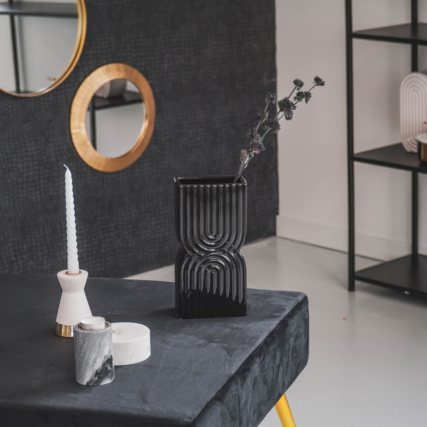 HV Rainbow Vase - Black- 12,5x7,5x24,5