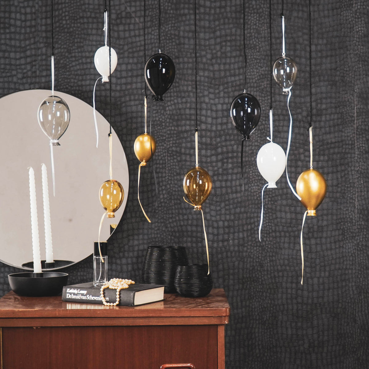 Ornament - Balloonhanger - Glass - White - 6,5x10,5cm