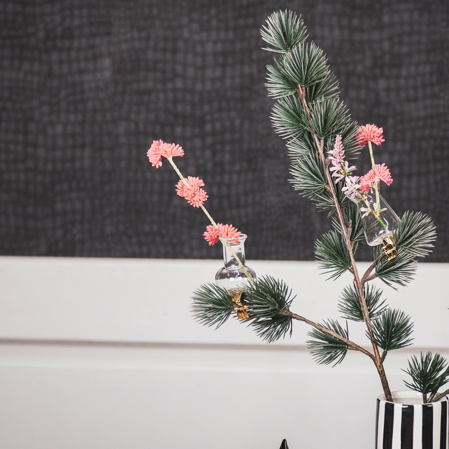 HV Clip on Vases - Set of 3 - 4x4x9CM