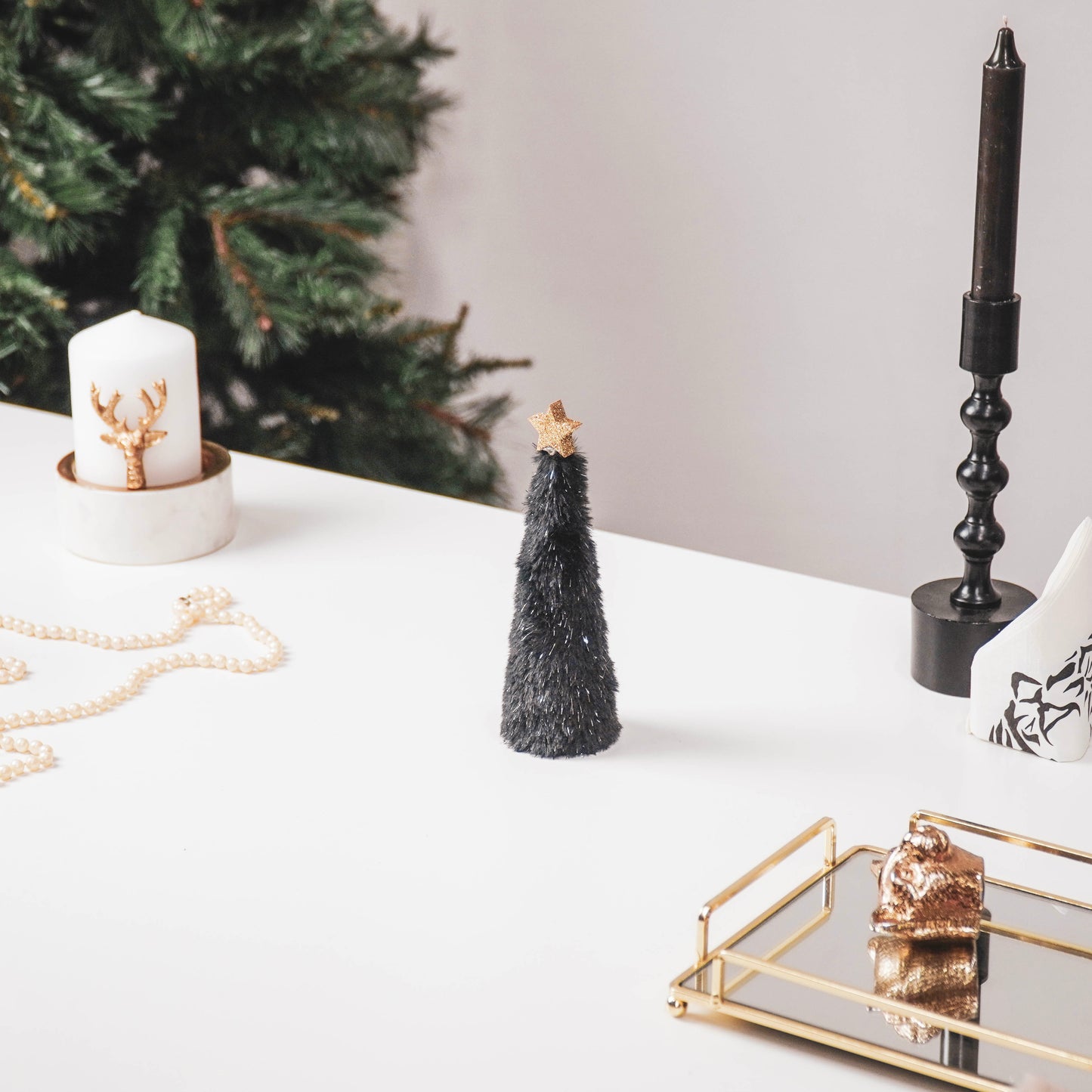 HV Fuzzy Xmas tree - 4.5x4.5x17.5CM - Black