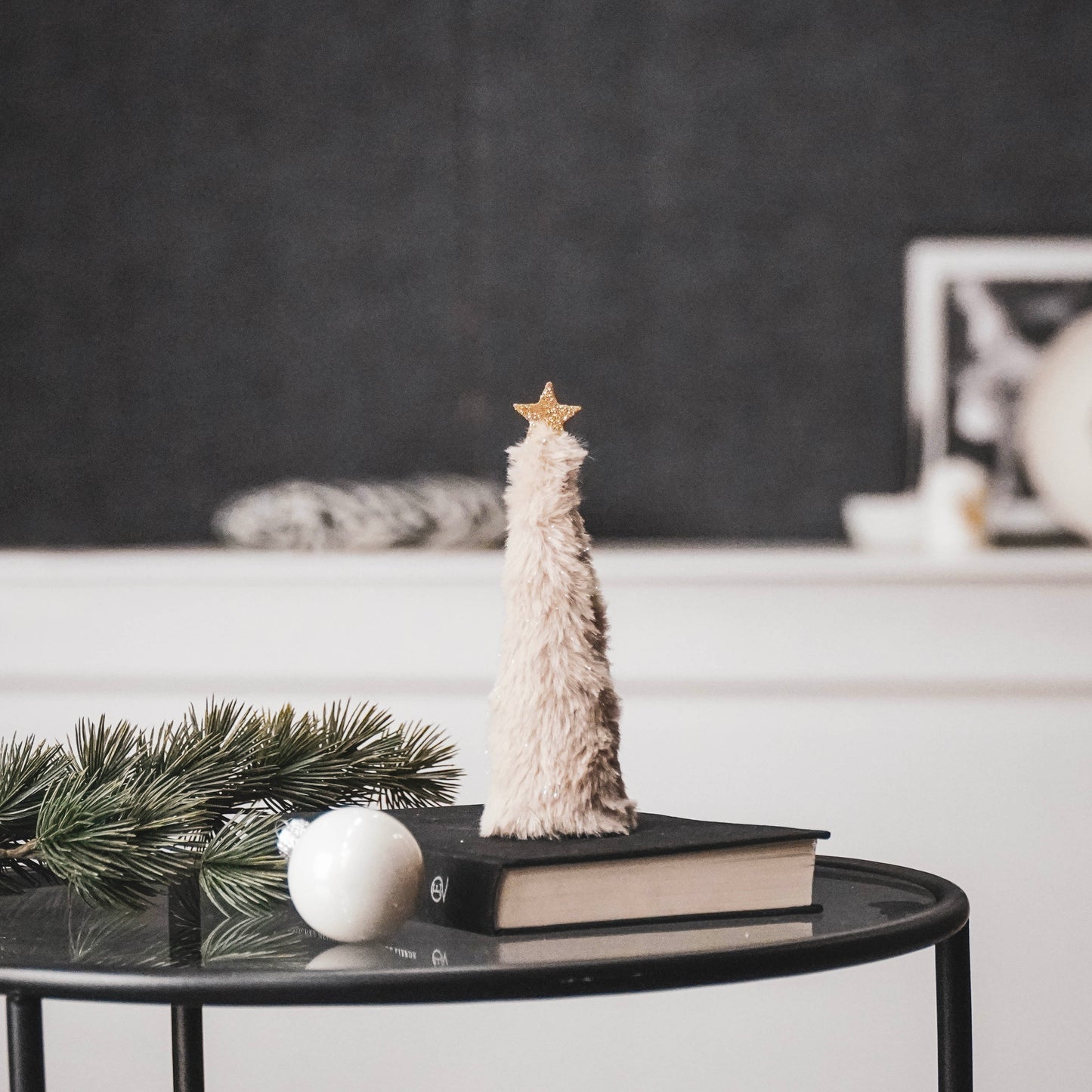 HV Fuzzy Xmas tree -4.5x4.5x17.5CM-Beige