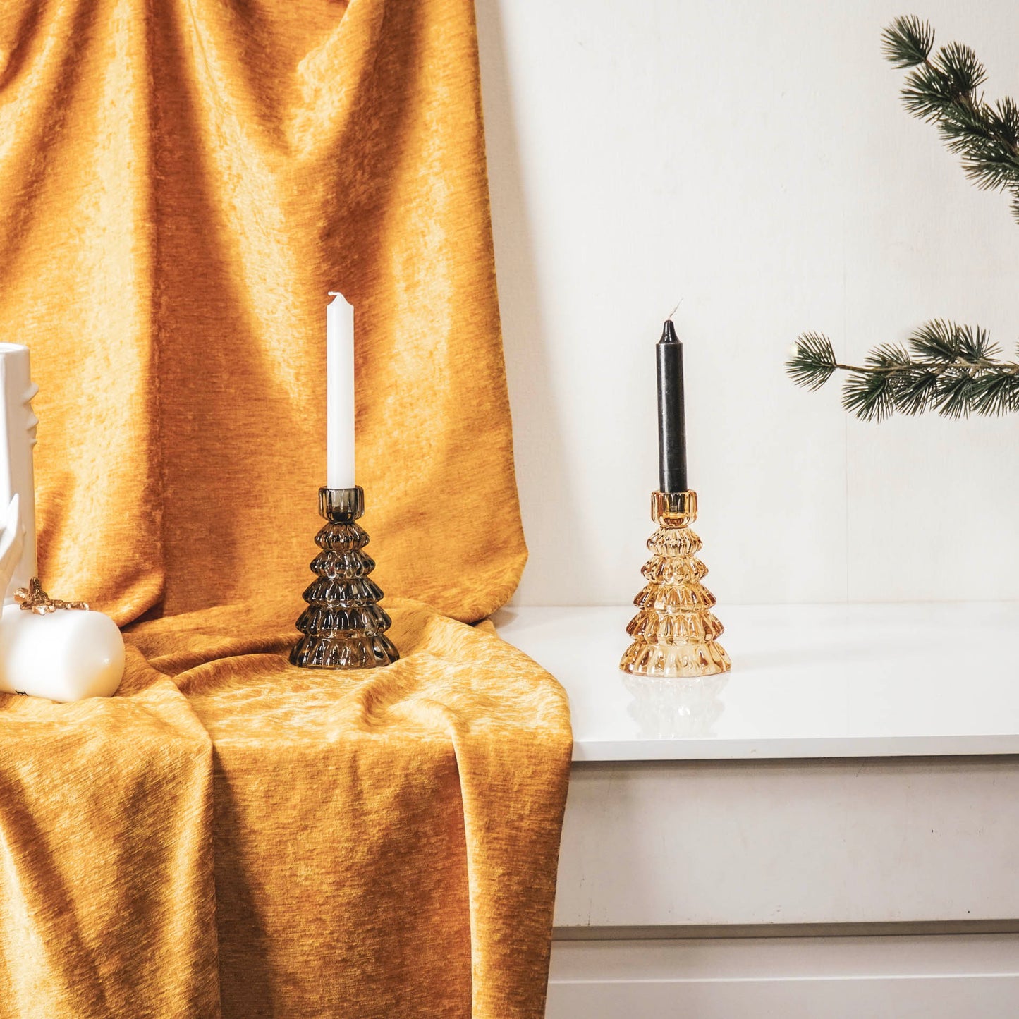 HV Glass - X-mas Tree - Candleholder - Amber - 8.5x13.5cm