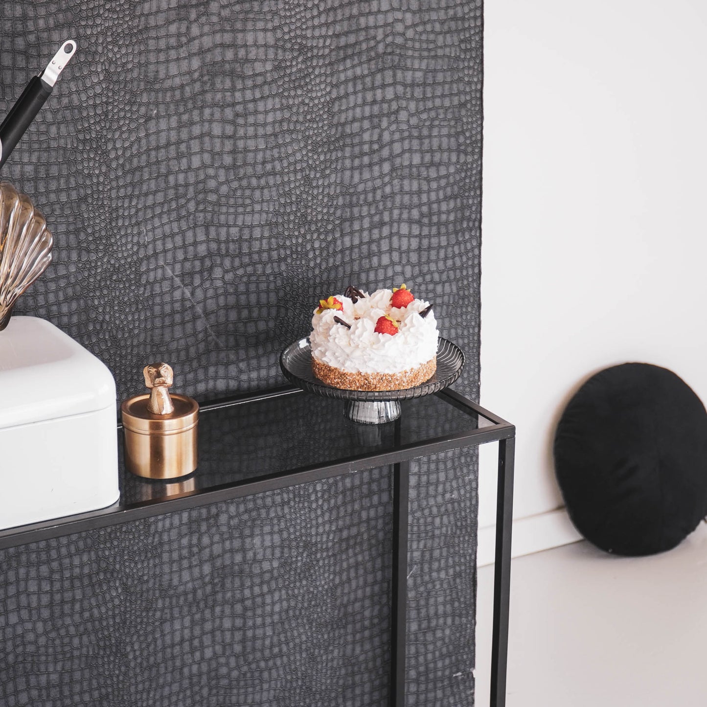 HV Super Tray - Smokey Glass-22x7 cm