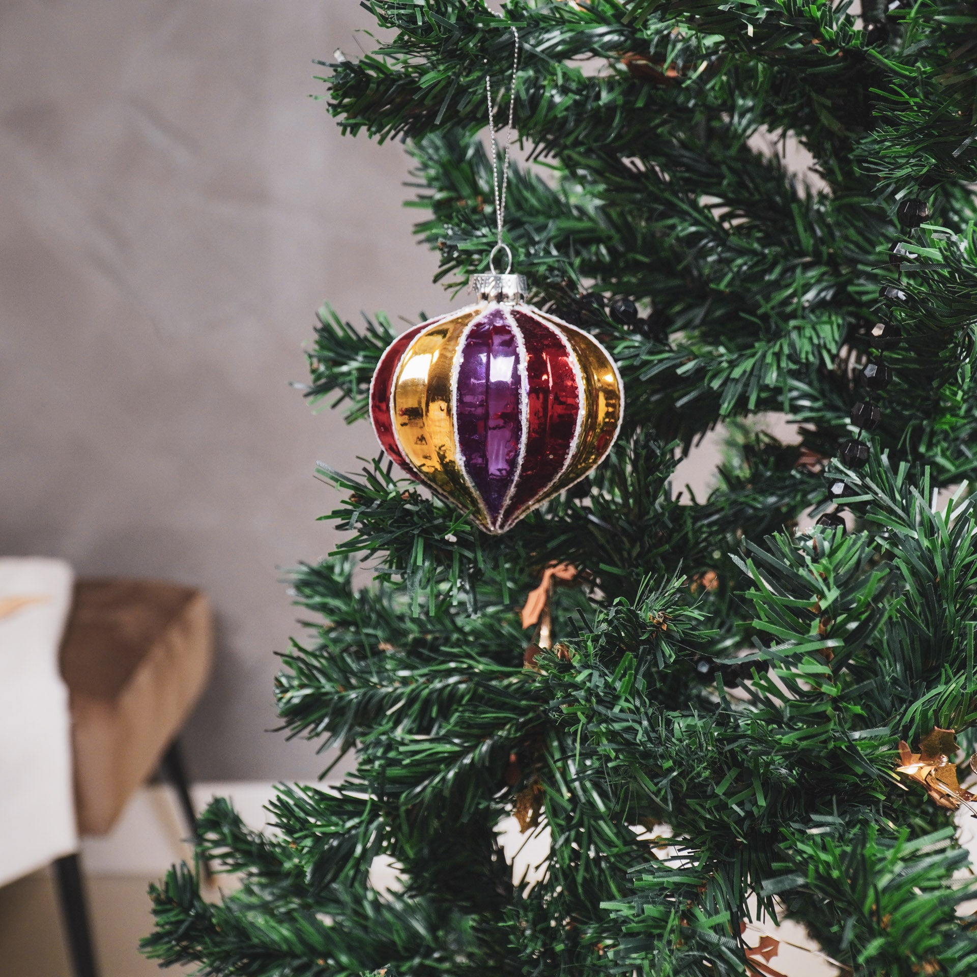 Ornament - Xmas Ball - Glass - Multi Colour - 8x8cm