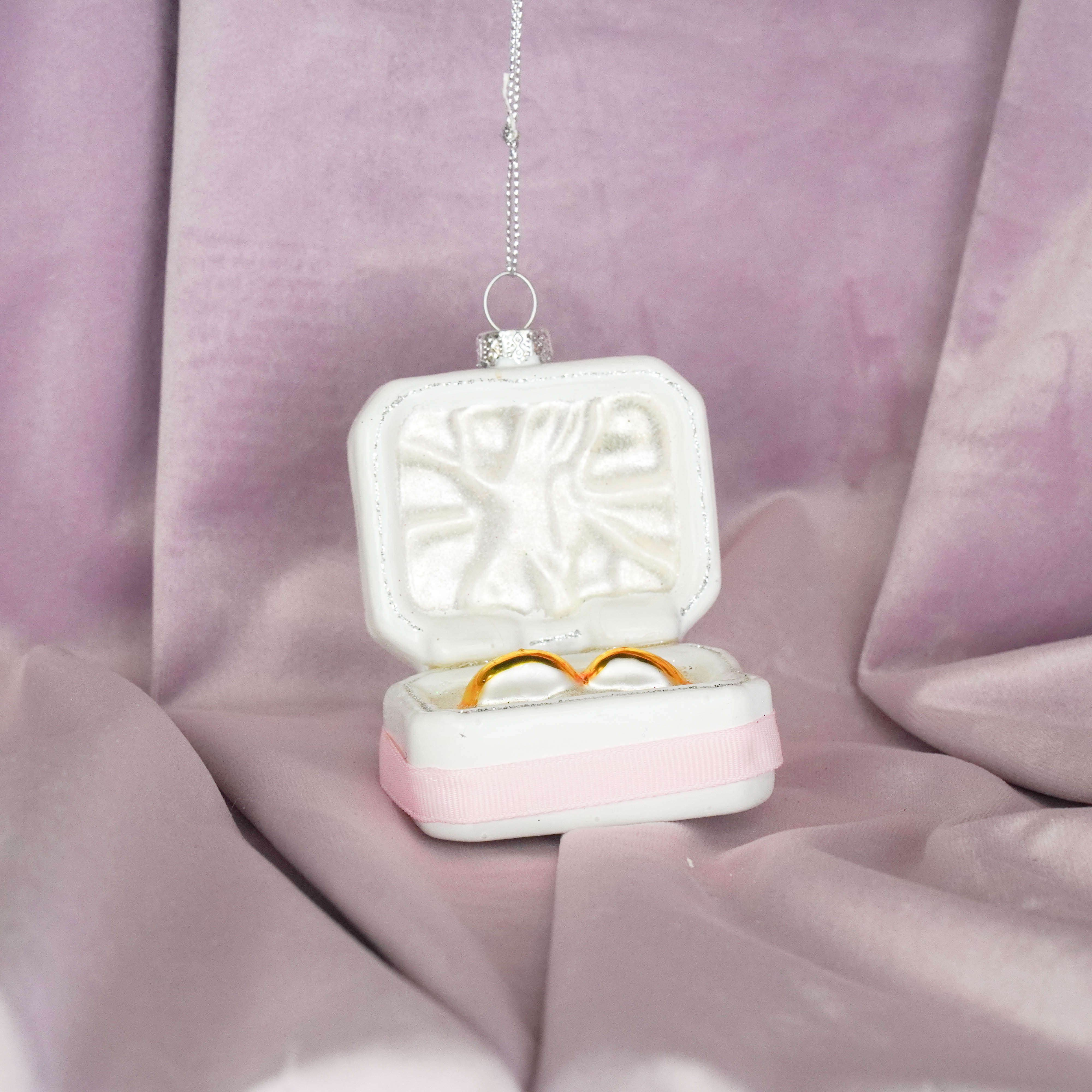 Christmas Decoration -  Christmas Hanger - Marry Me Rings - Pink/ White/ Gold - Glass - 6,5x4,5x11cm