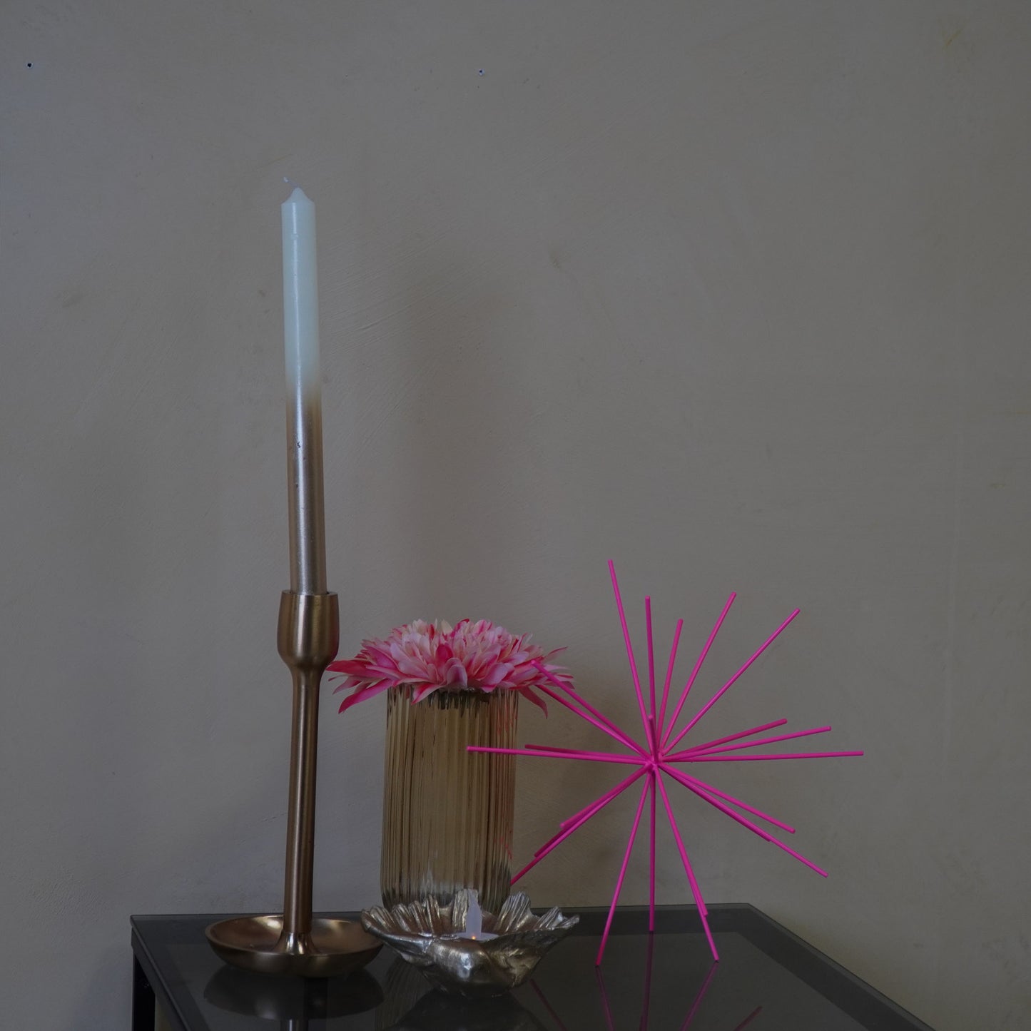 Ornament - Fireworks - Metal - Neon Pink - 25x25x25cm