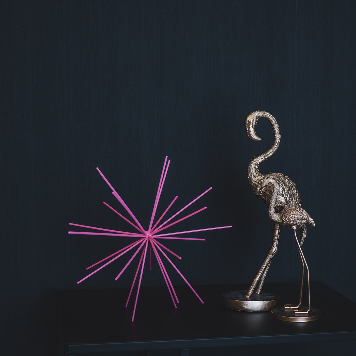 Ornament - Fireworks - Metal - Neon Pink - 25x25x25cm