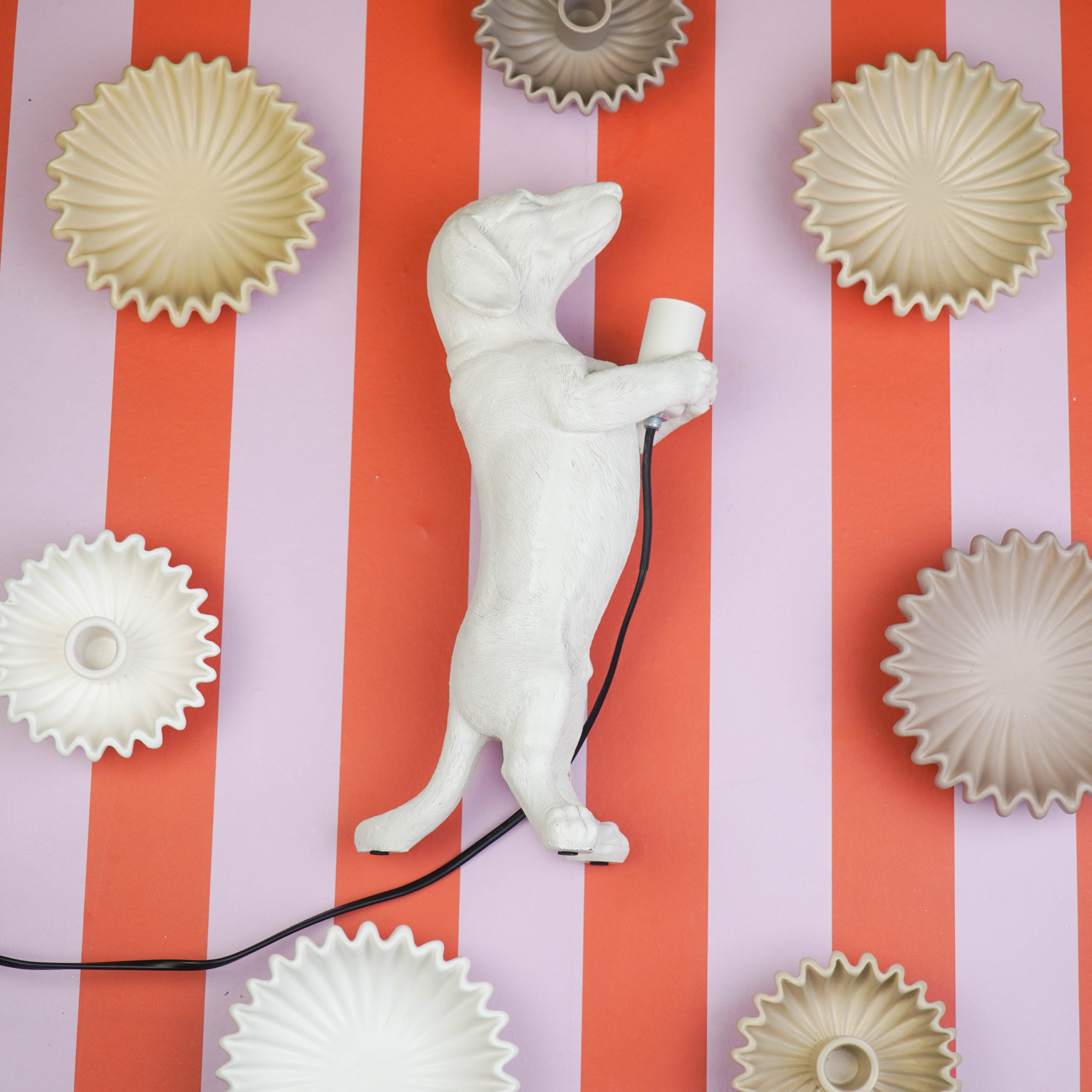 Table Lamp - Dachshund Lamp - Polyresin - Cream White - E14 - 10x15x38cm