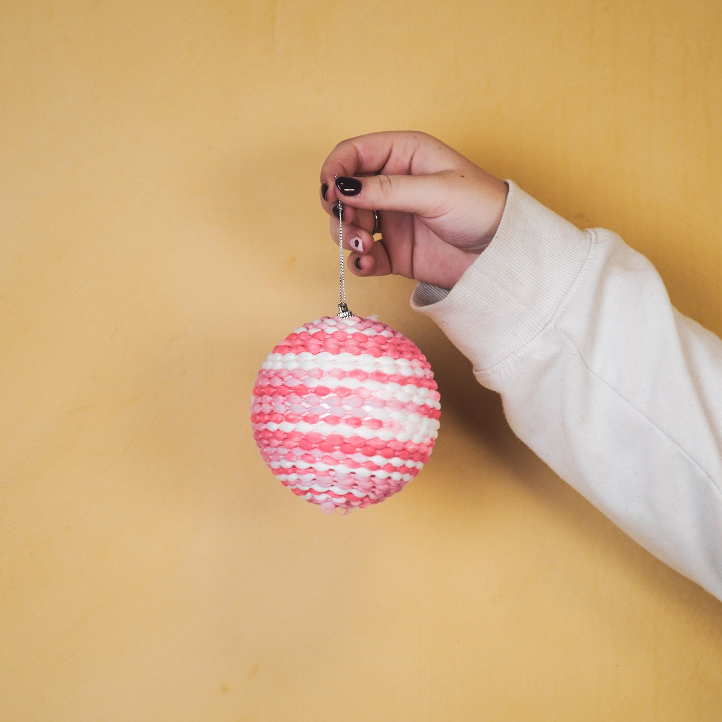 Xmas Hangers- Xmas Balls- Foam- Neon Pink -S3- 10cm