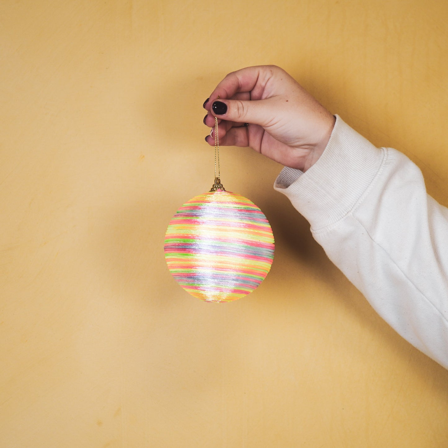 Xmas Hangers- Xmas Balls- Foam- Neon Colours -S3- 10cm