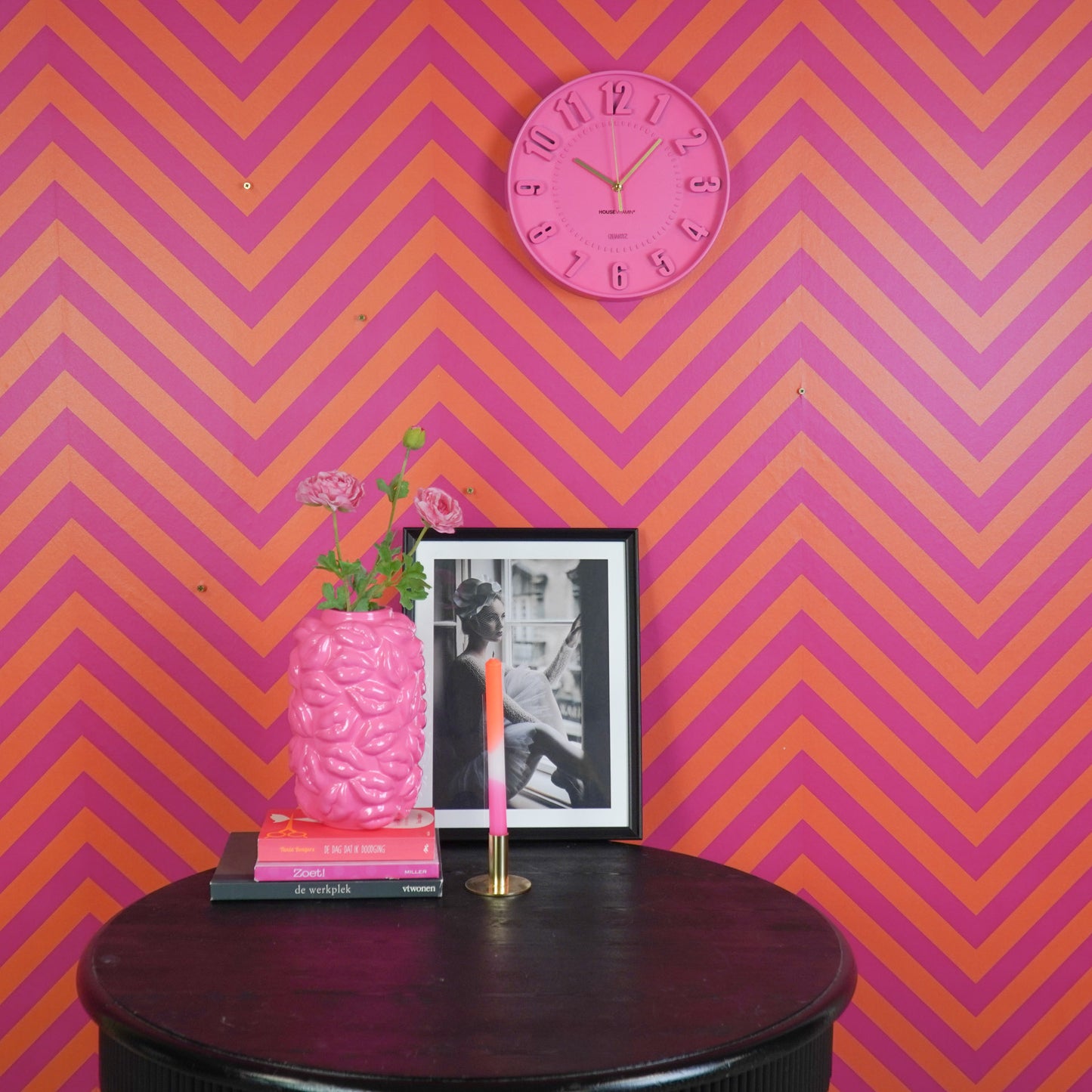 Clock- Wall Clock Numbers- Neon Pink -30x30x4cm