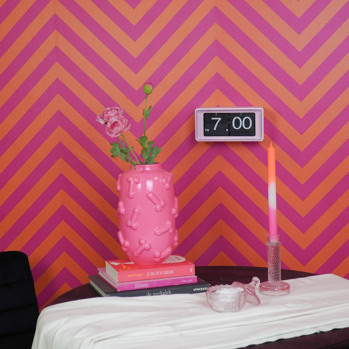Clock- Cabinet Clock Flip Over- Pink- 22x13x11,5cm