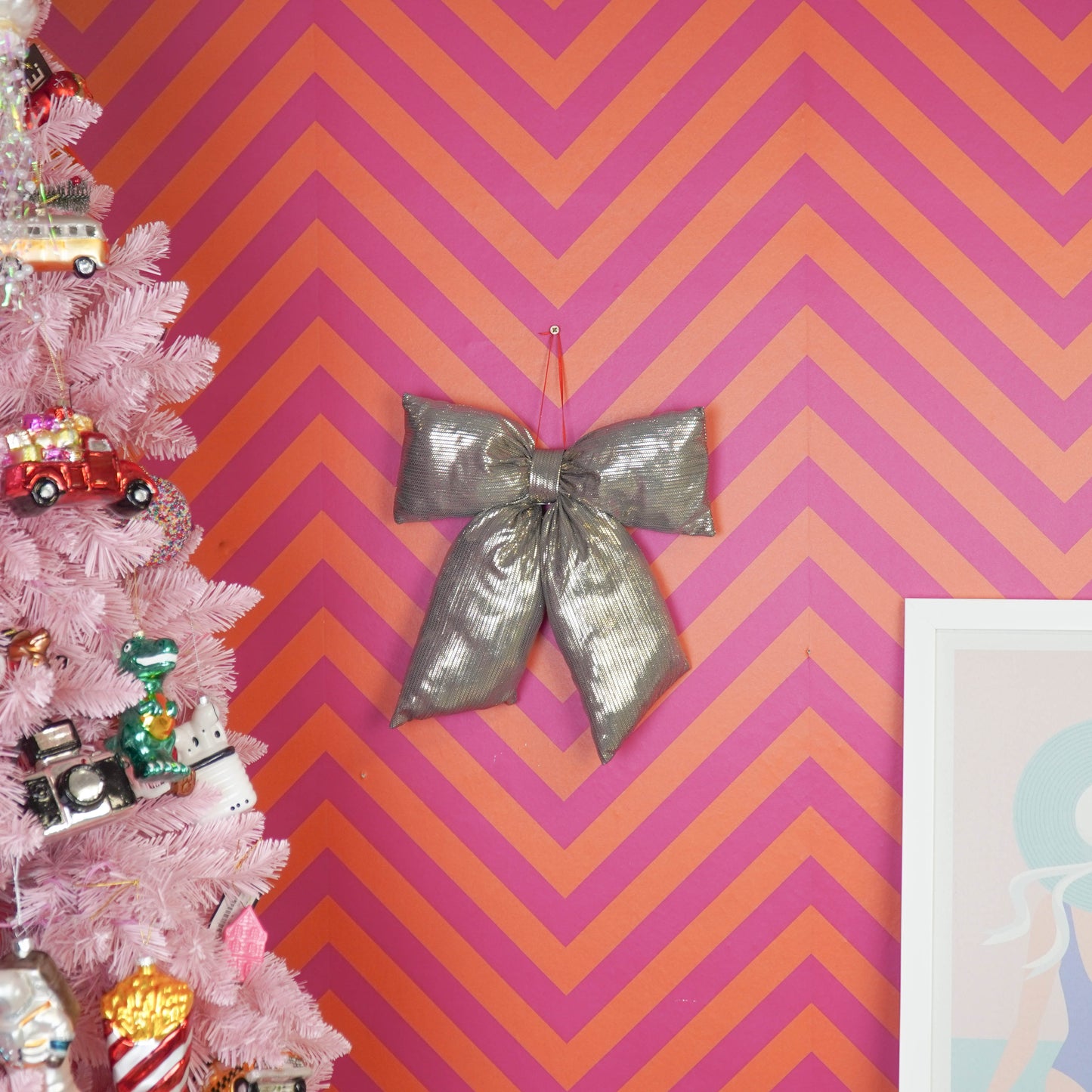 Christmas Decoration - Bow - Black/ Gold - Fabric - 32x40cm