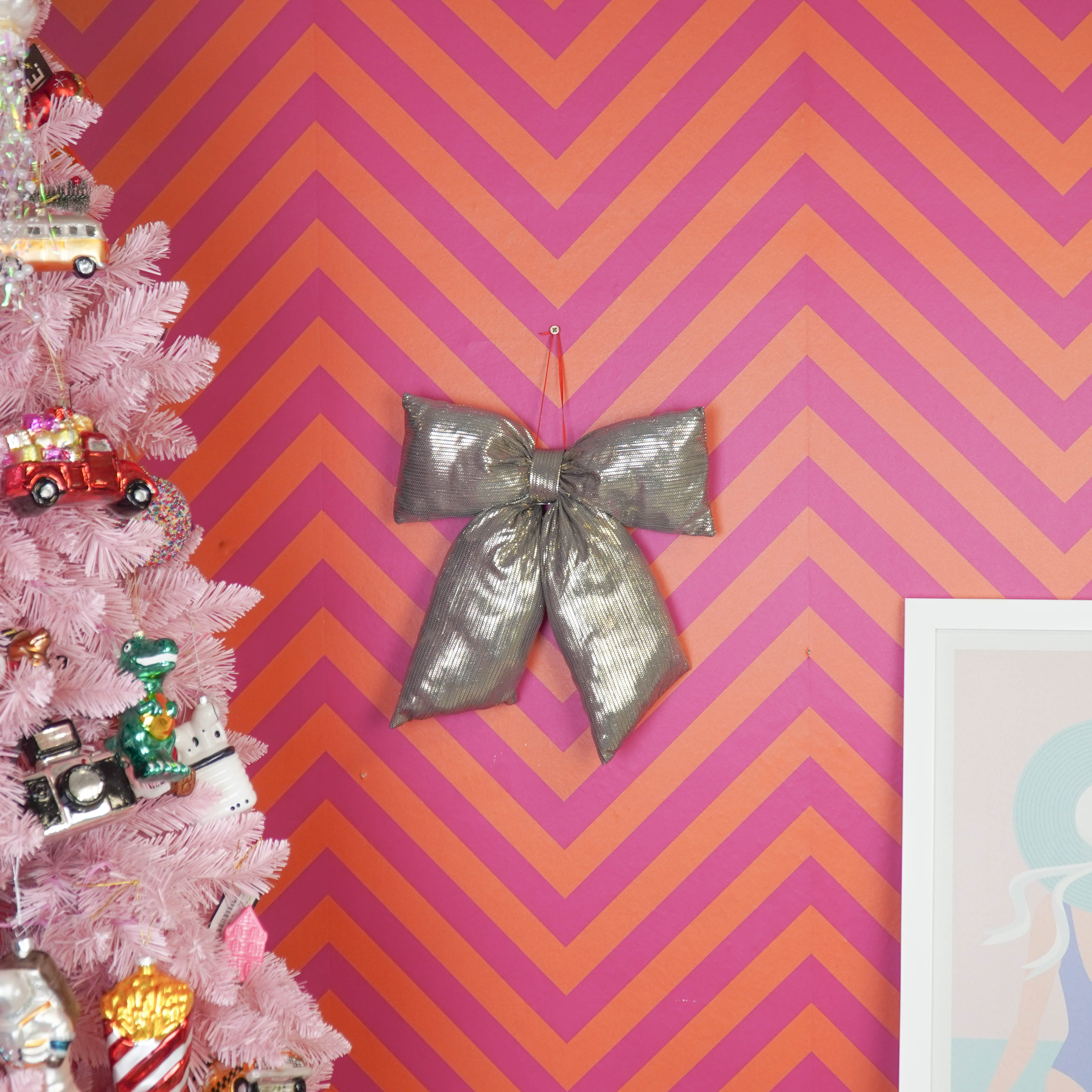 Christmas Decoration - Bow - Black/ Gold - Fabric - 32x40cm