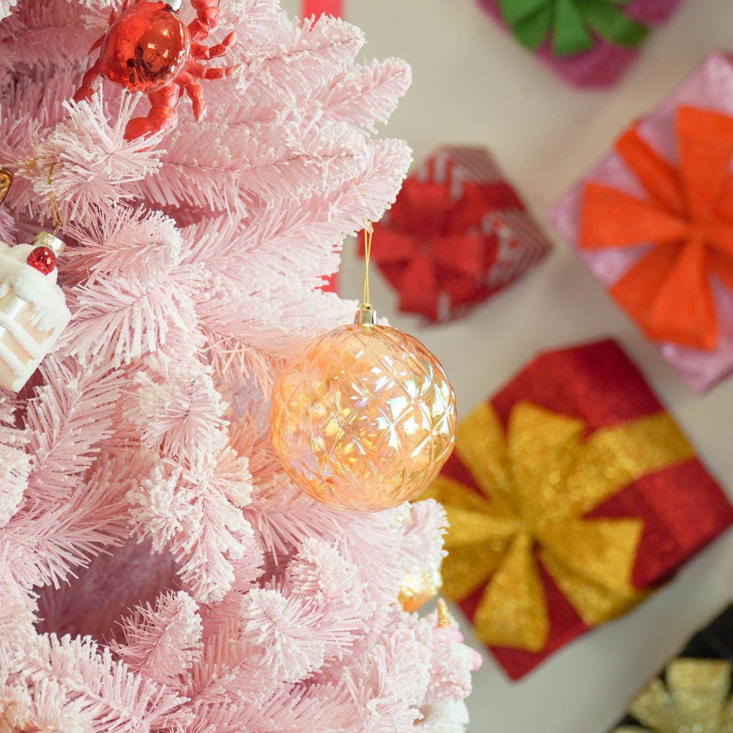 Ornament - Bauble - Plastic - Yellow - 10x10cm