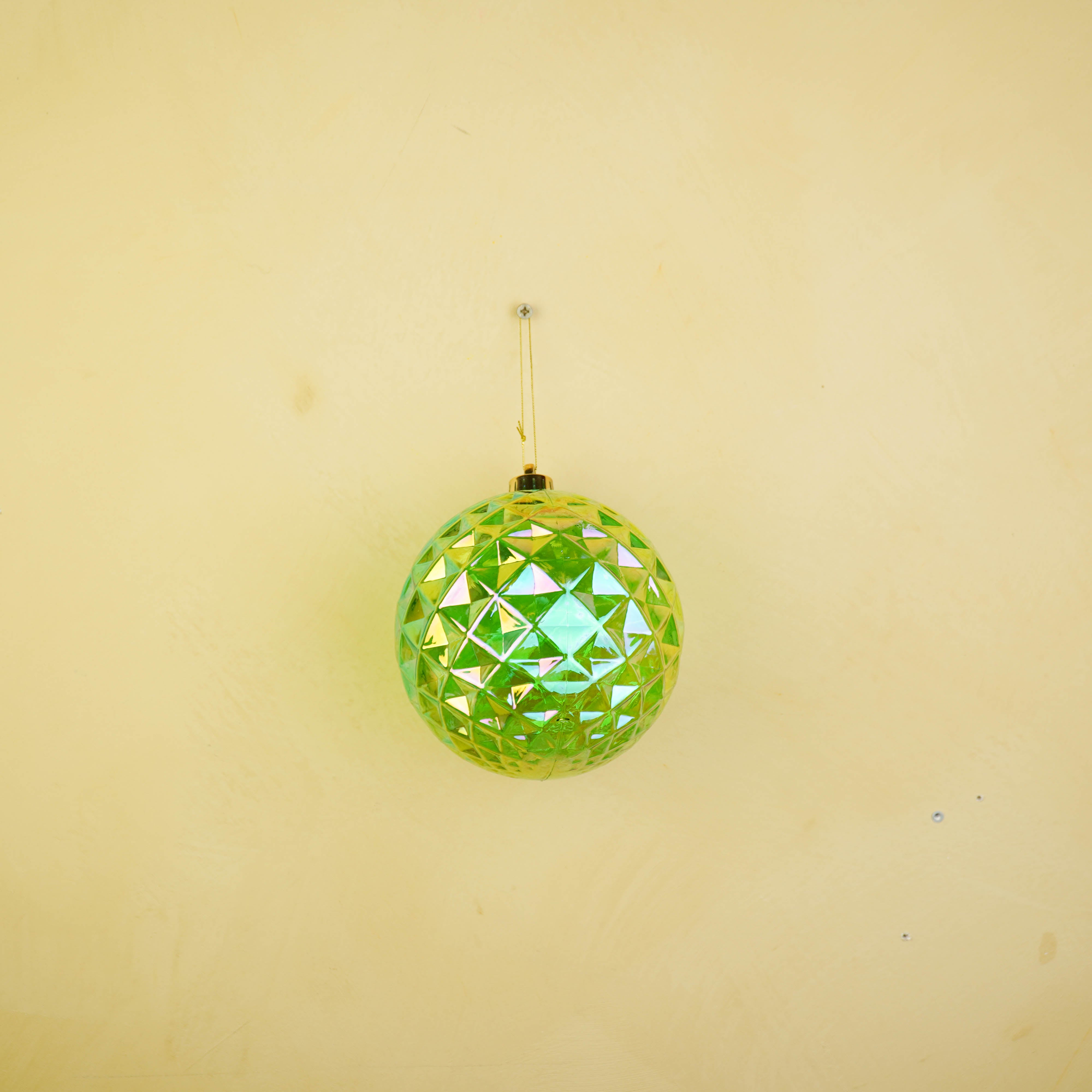 Ornament - Bauble - Plastic - Green - 15x15 cm