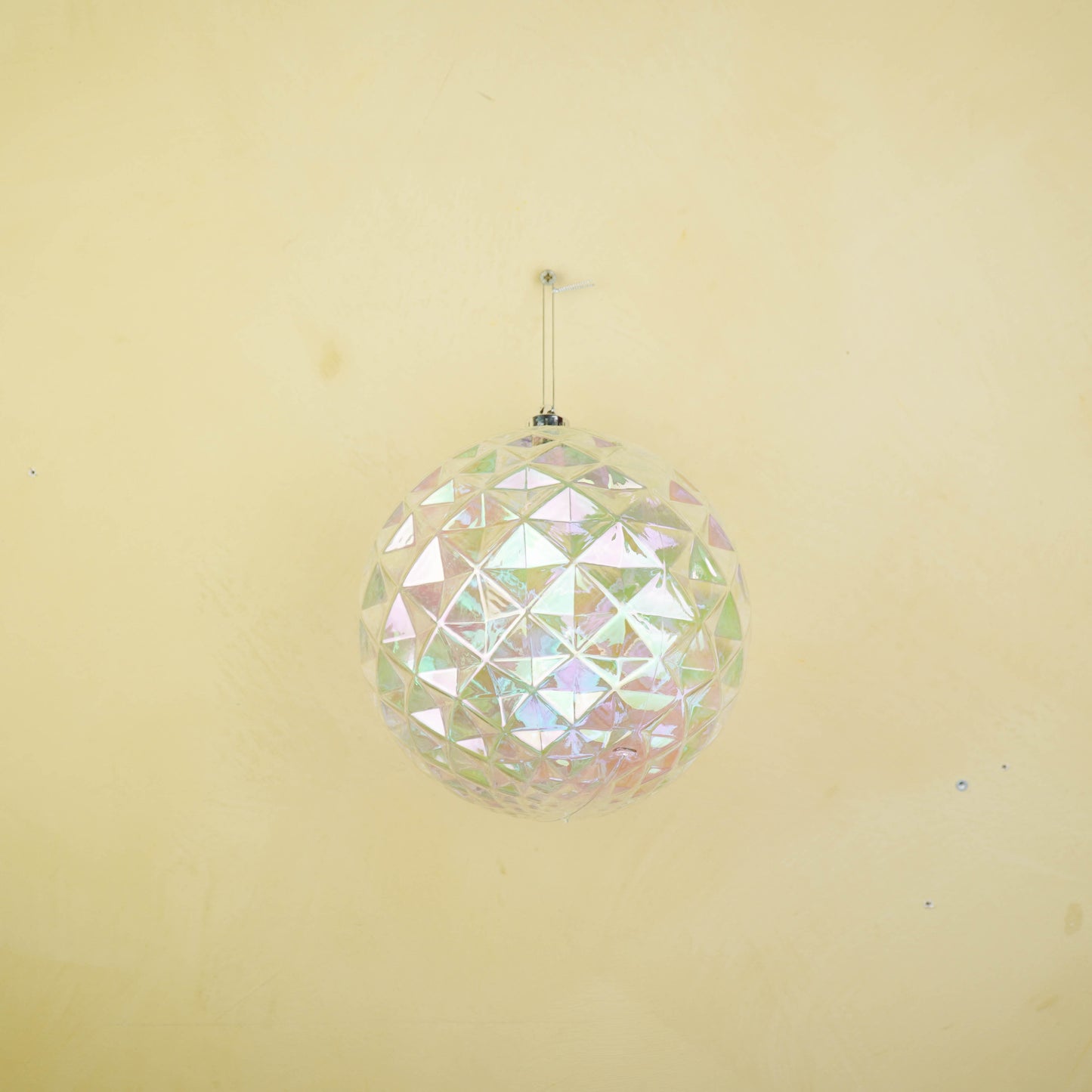 Christmas Hangers -  Bauble - Acrylic - Iridescent  - 20x20cm
