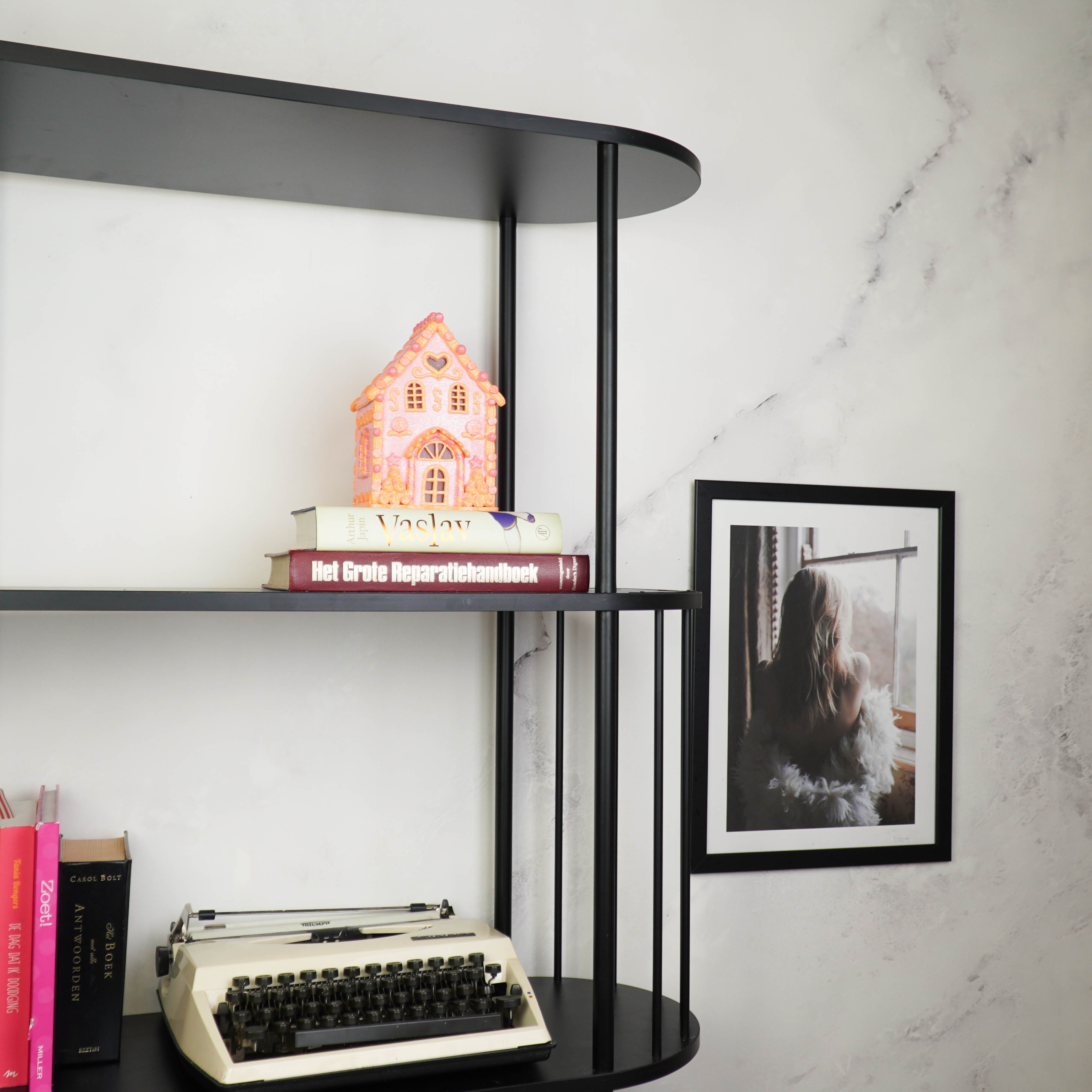 LED - Candy House - Polyresin - Pink/Orange - 13x13x18,5cm