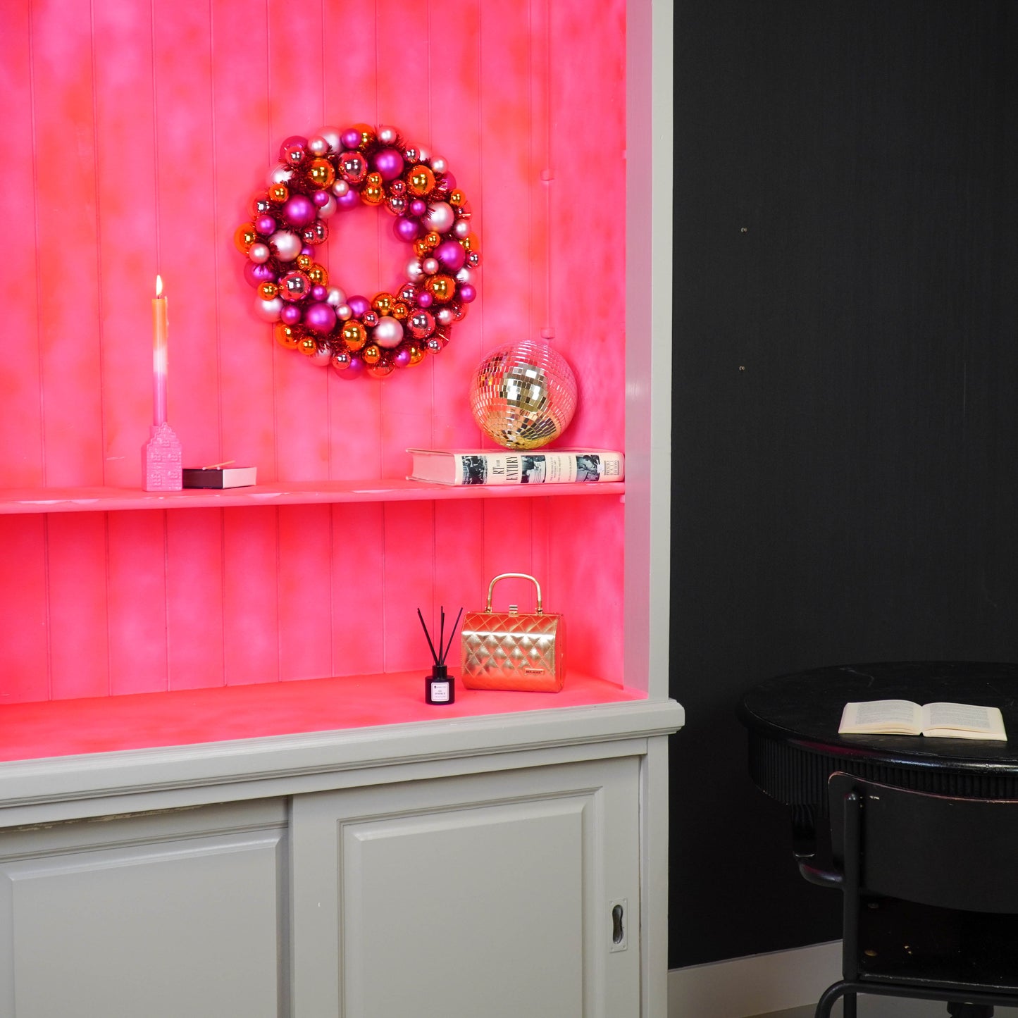 Christmas Wreath - Plastic - Pink/Orange - 34x10cm